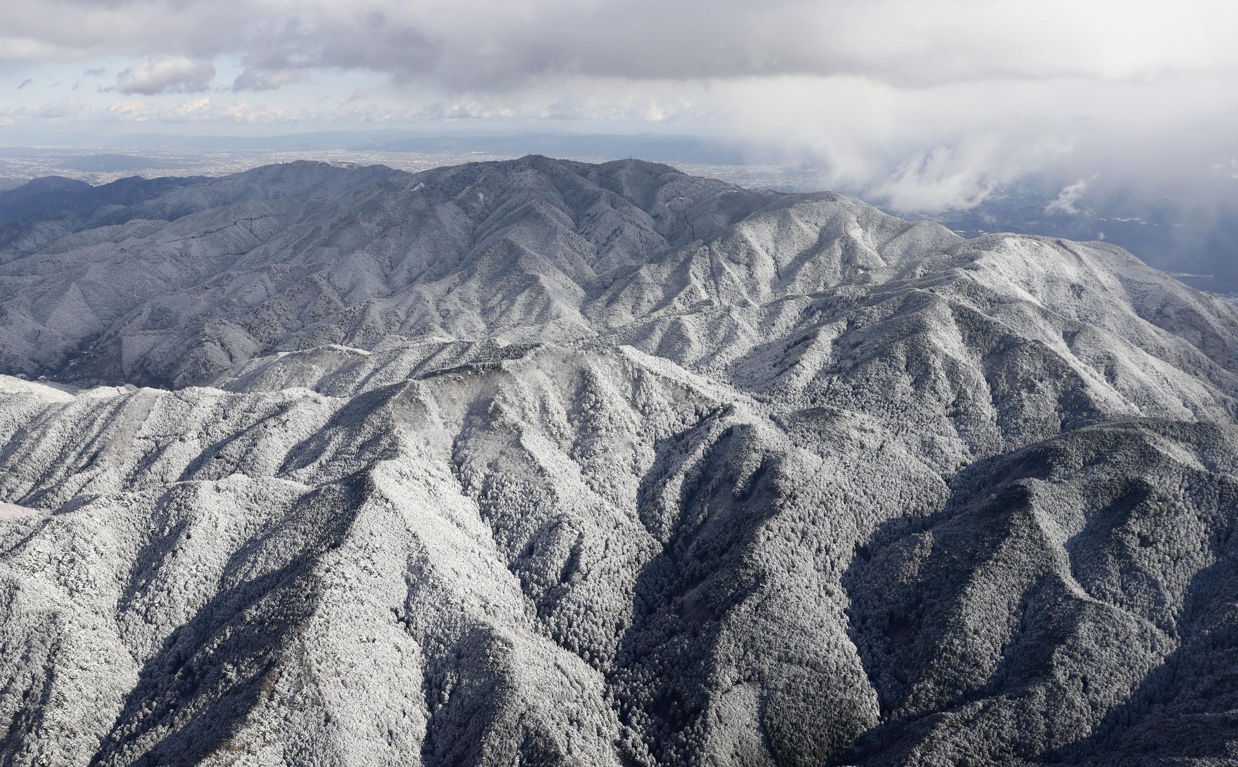 フォト】「霧氷も見られた」 金剛山で初冠雪、山頂10センチ - 産経