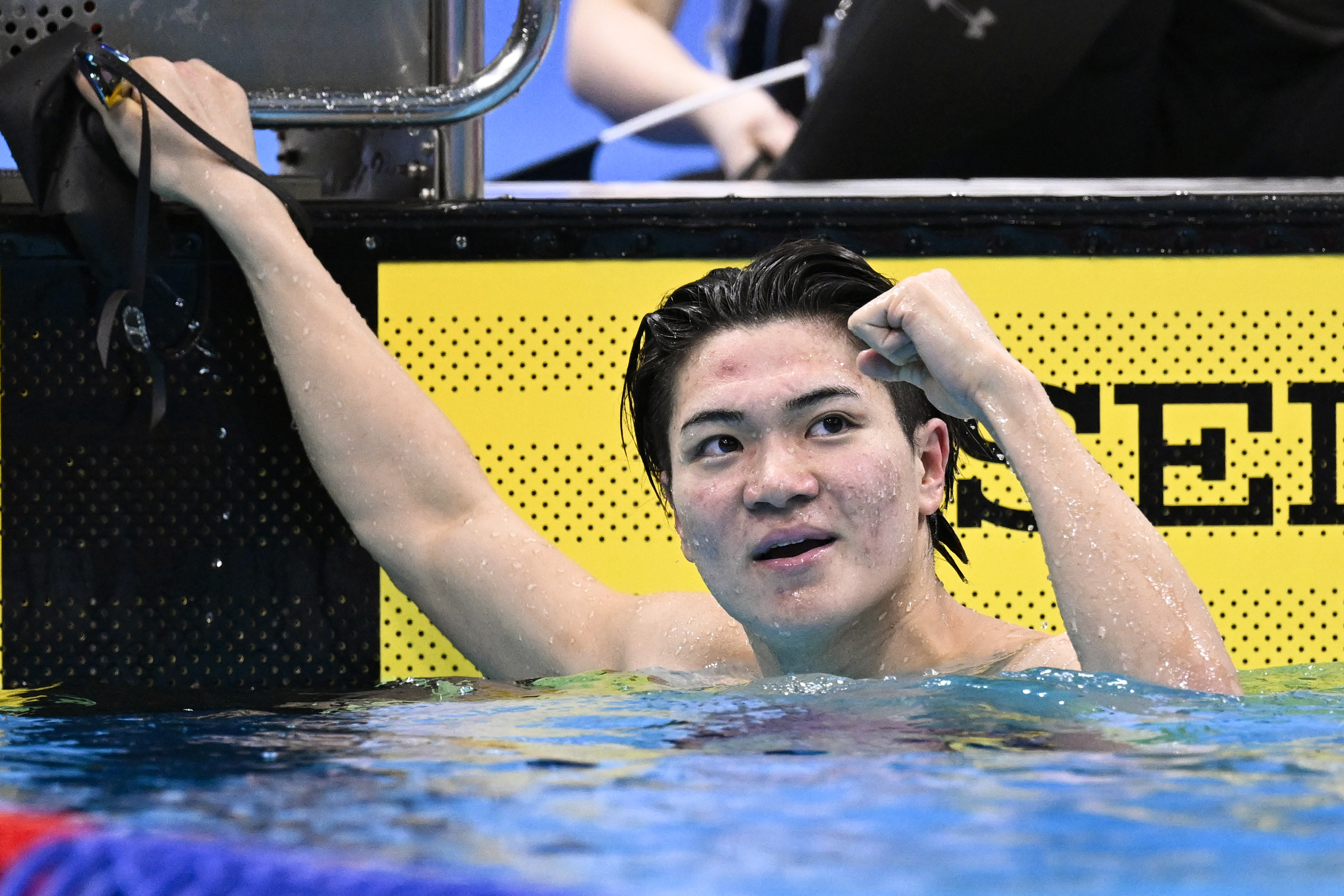 松下知之が男子200個メ制す 平泳ぎの大橋信、鈴木聡美はともに3冠達成