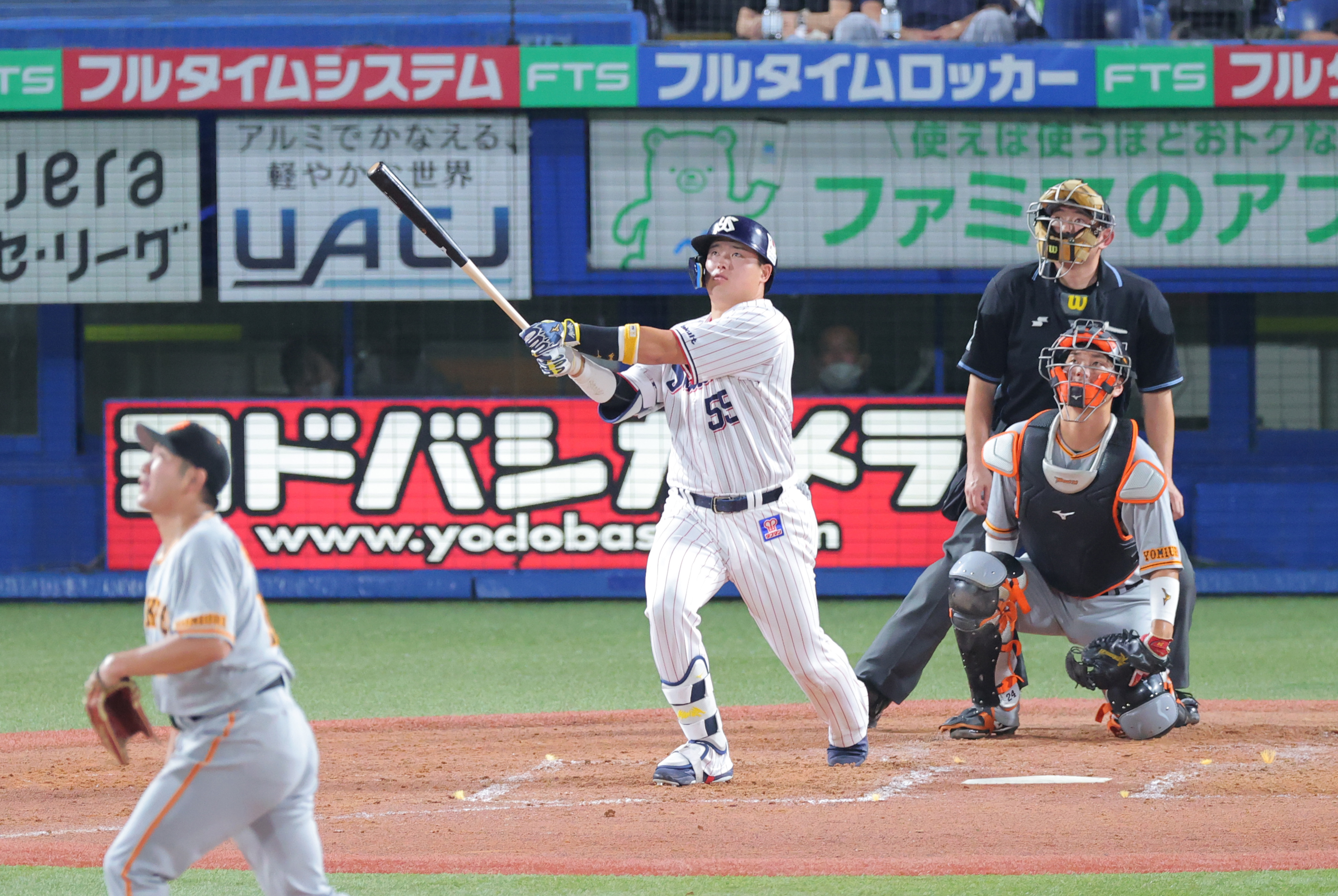 フォト特集】村上宗隆55号、日本最多タイ 王さんに並んだ - 産経ニュース