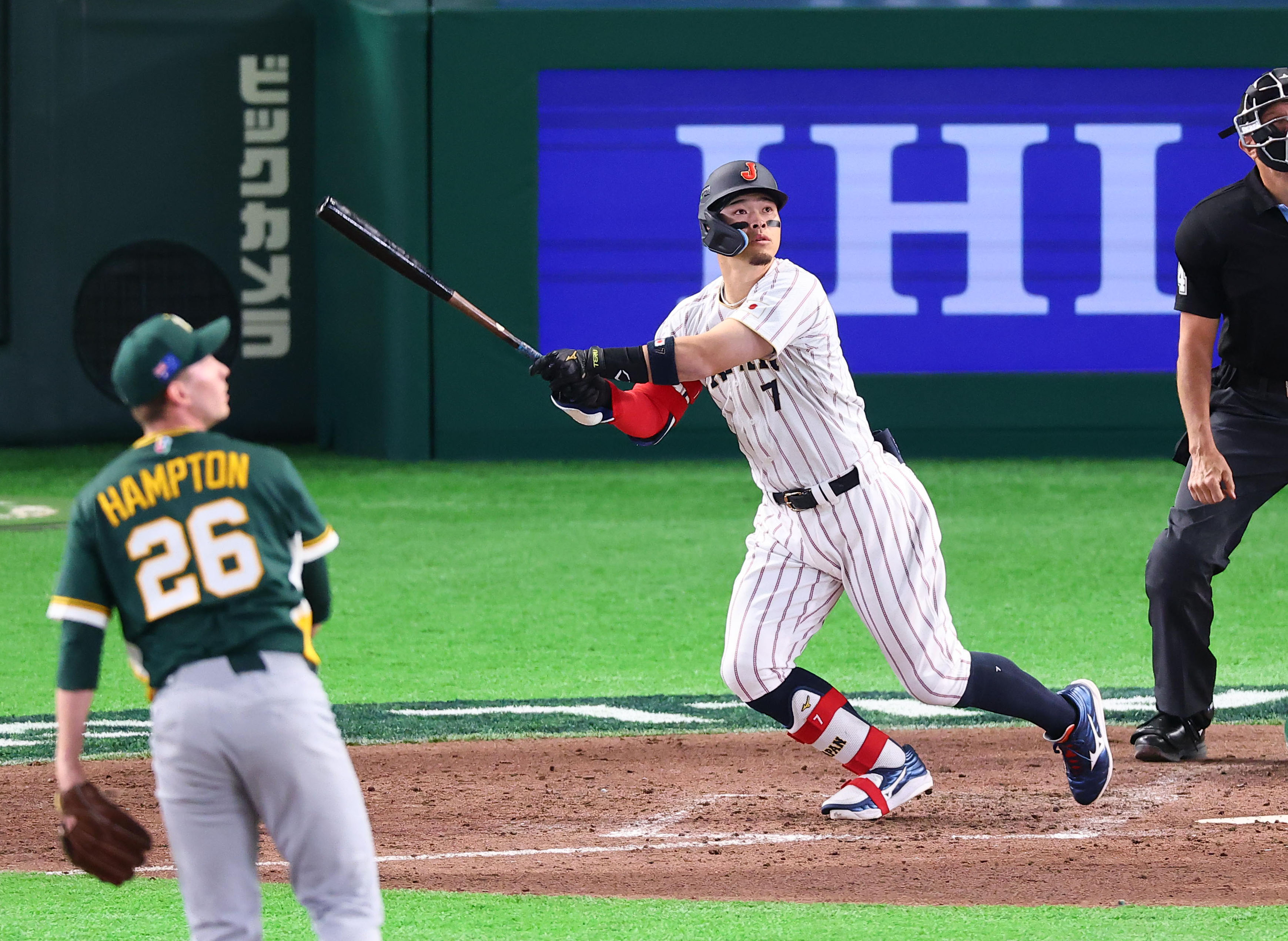 WBC侍ジャパン佐藤輝明、初安打＆初打点！不慣れな代打で見せた“4番の