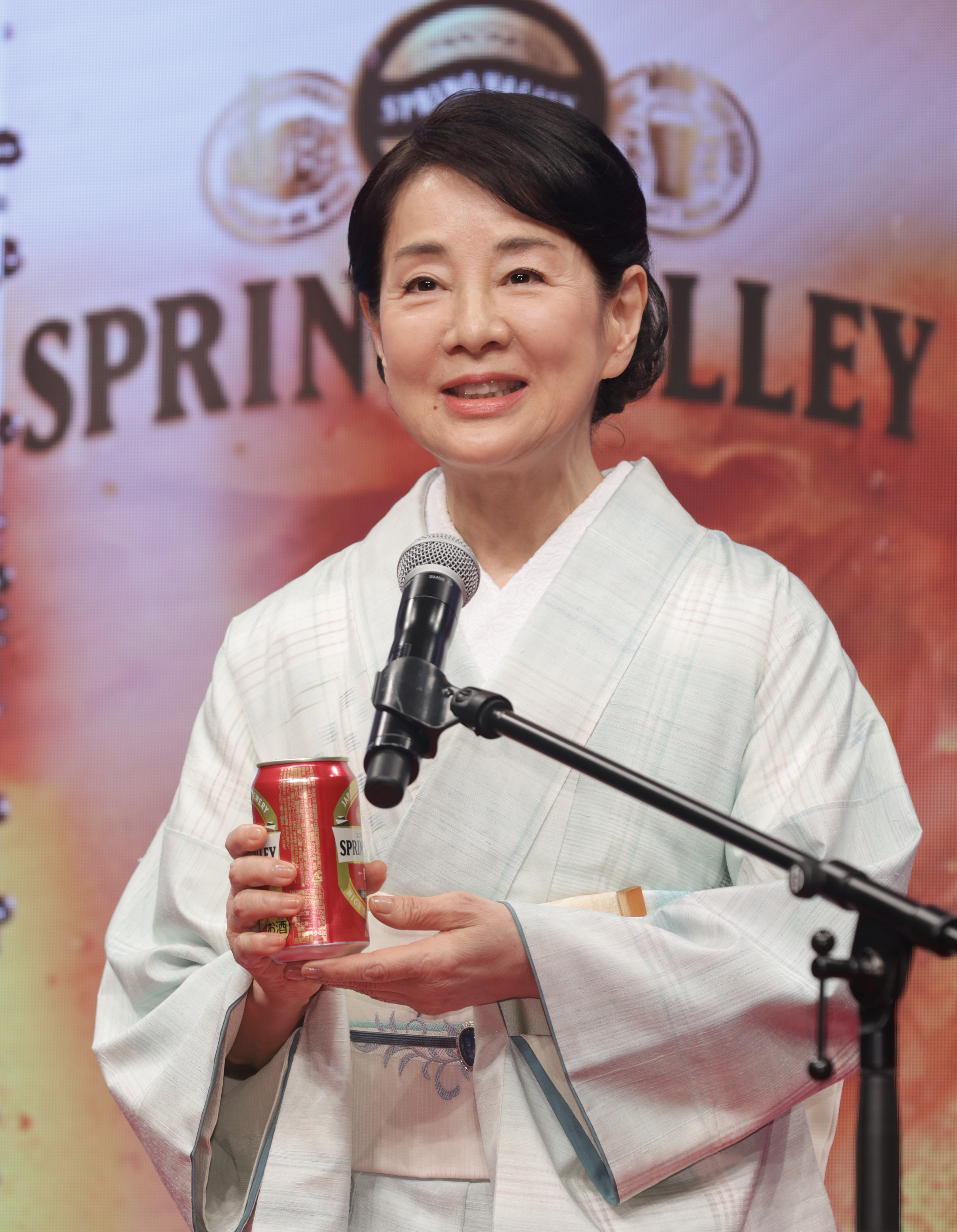 吉永小百合、ビール新CM会見で「水泳の記録会で自己ベストが出たとき
