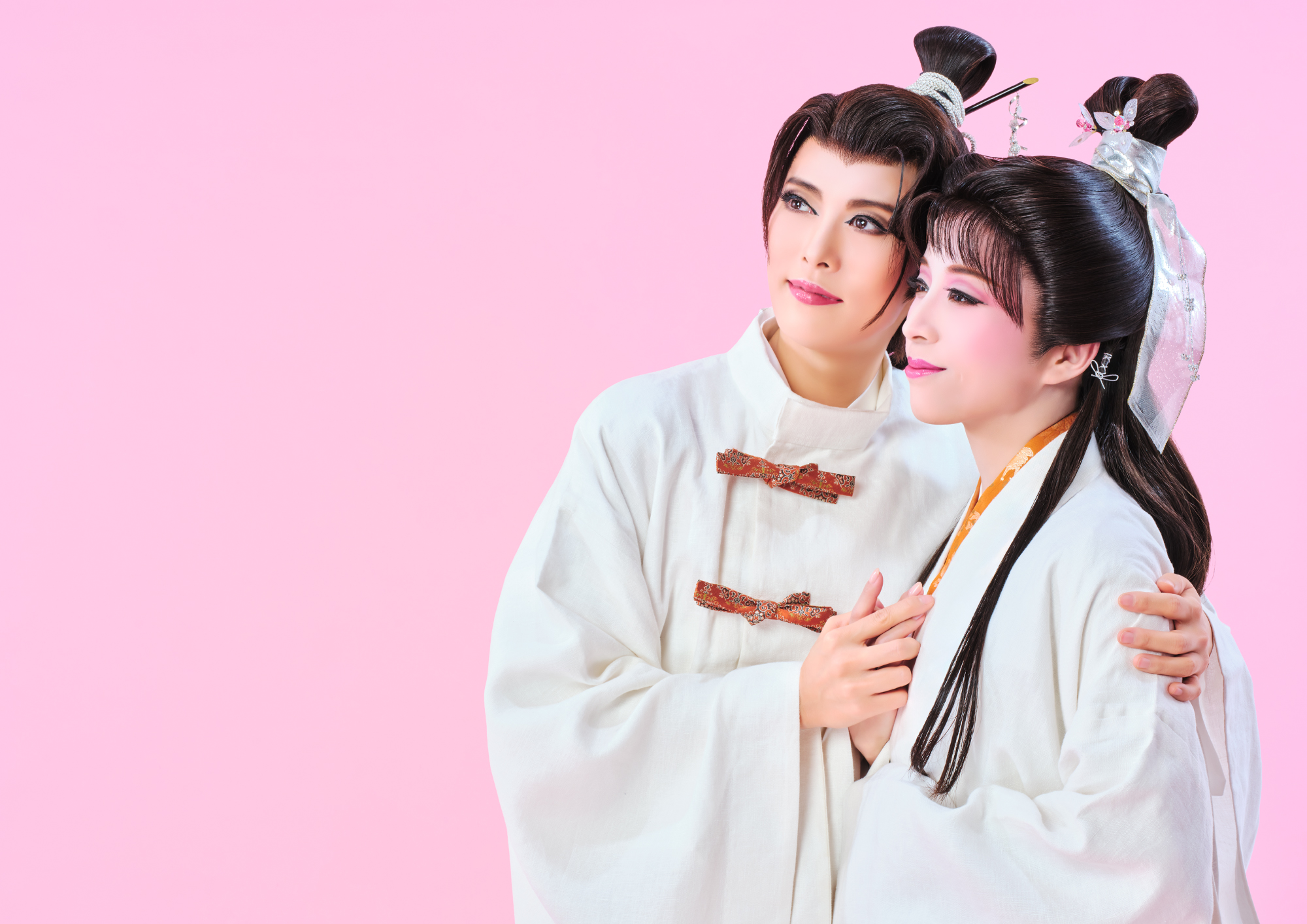受け継がれて100周年 OSKの代名詞レビュー「春のおどり」今年は南座