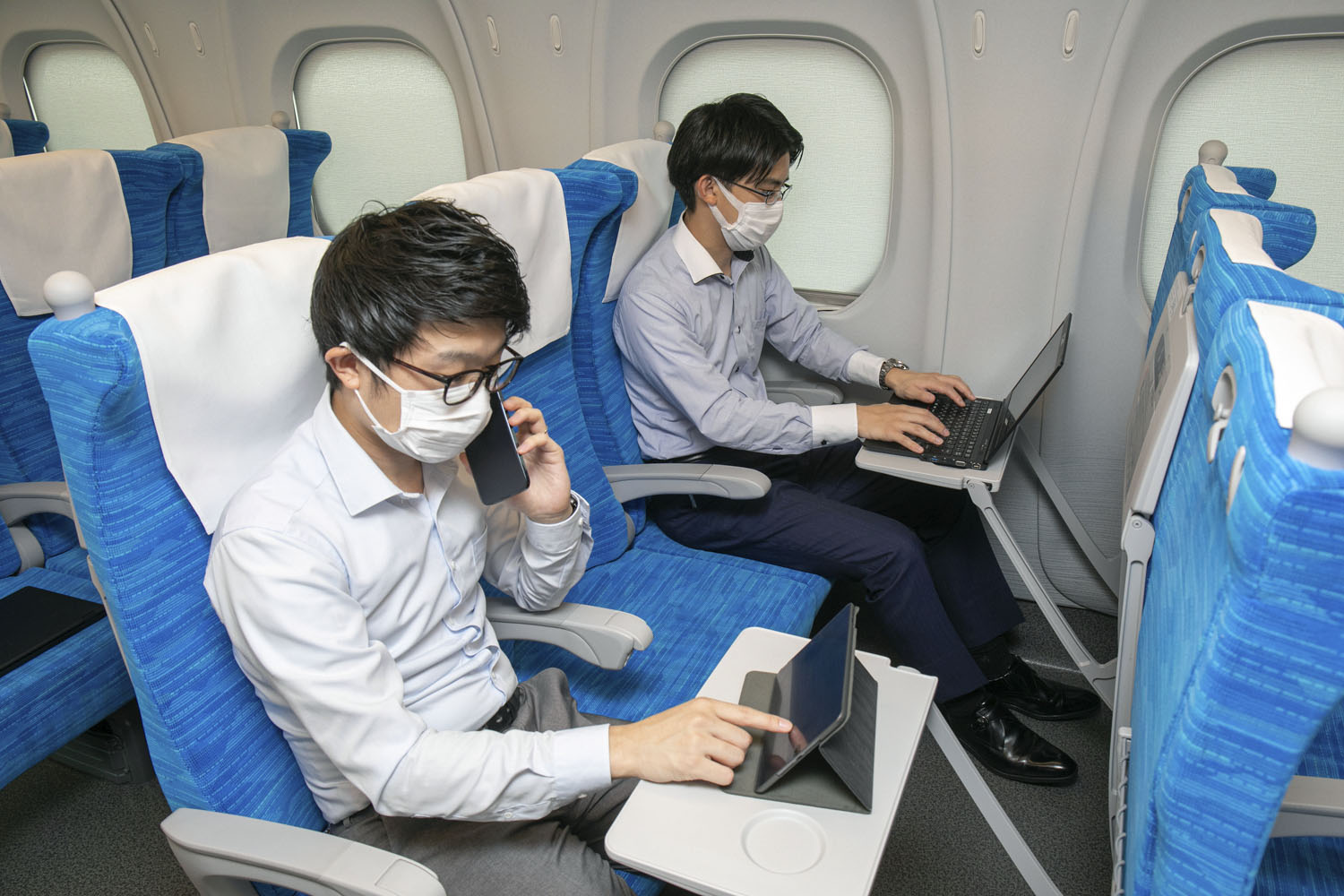 新幹線が「オフィス」に 10月からビジネス車両導入 - 産経ニュース