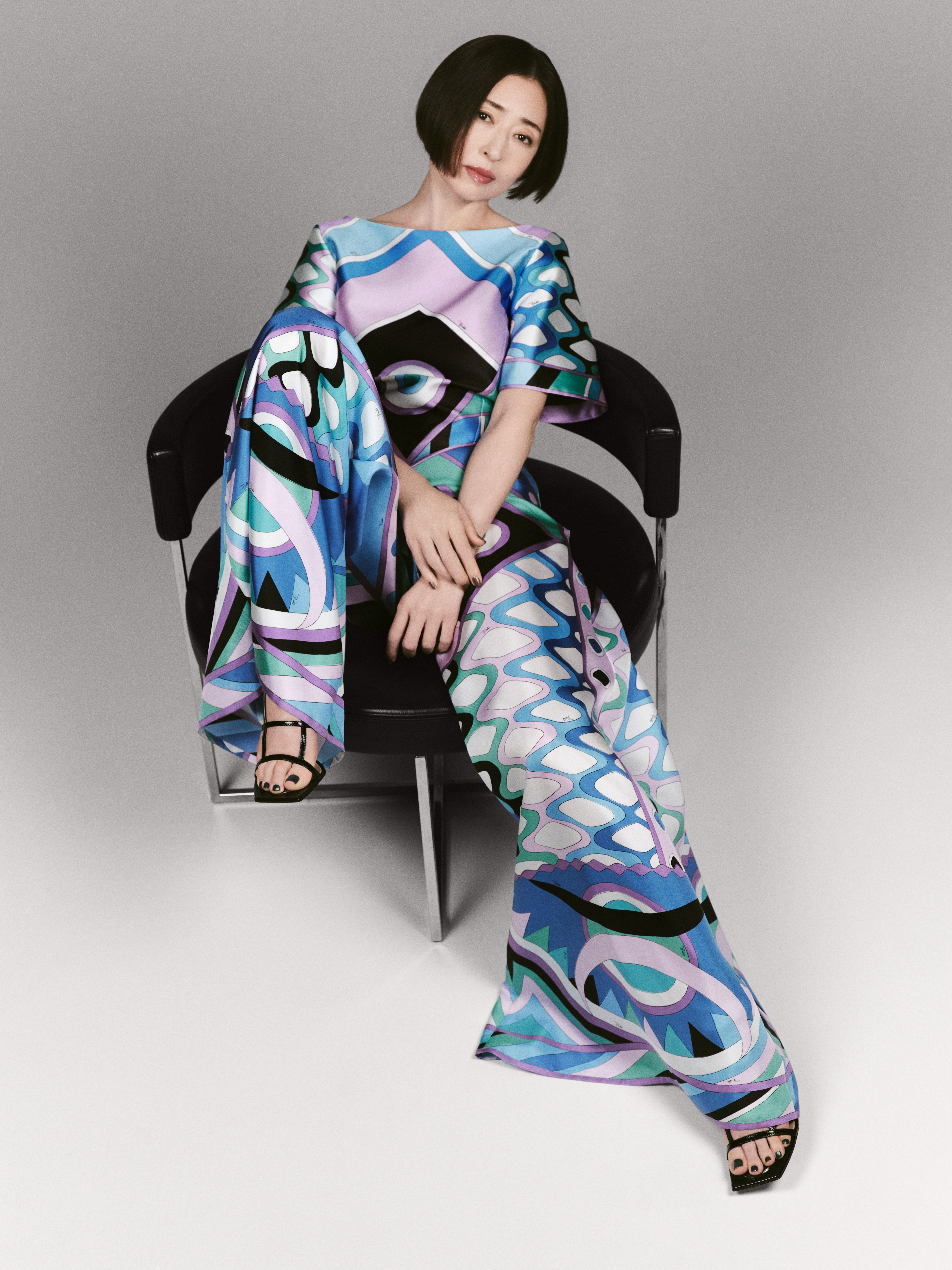 松雪泰子「マル秘の密子さん」でシングルマザー役 主演の福原遥と