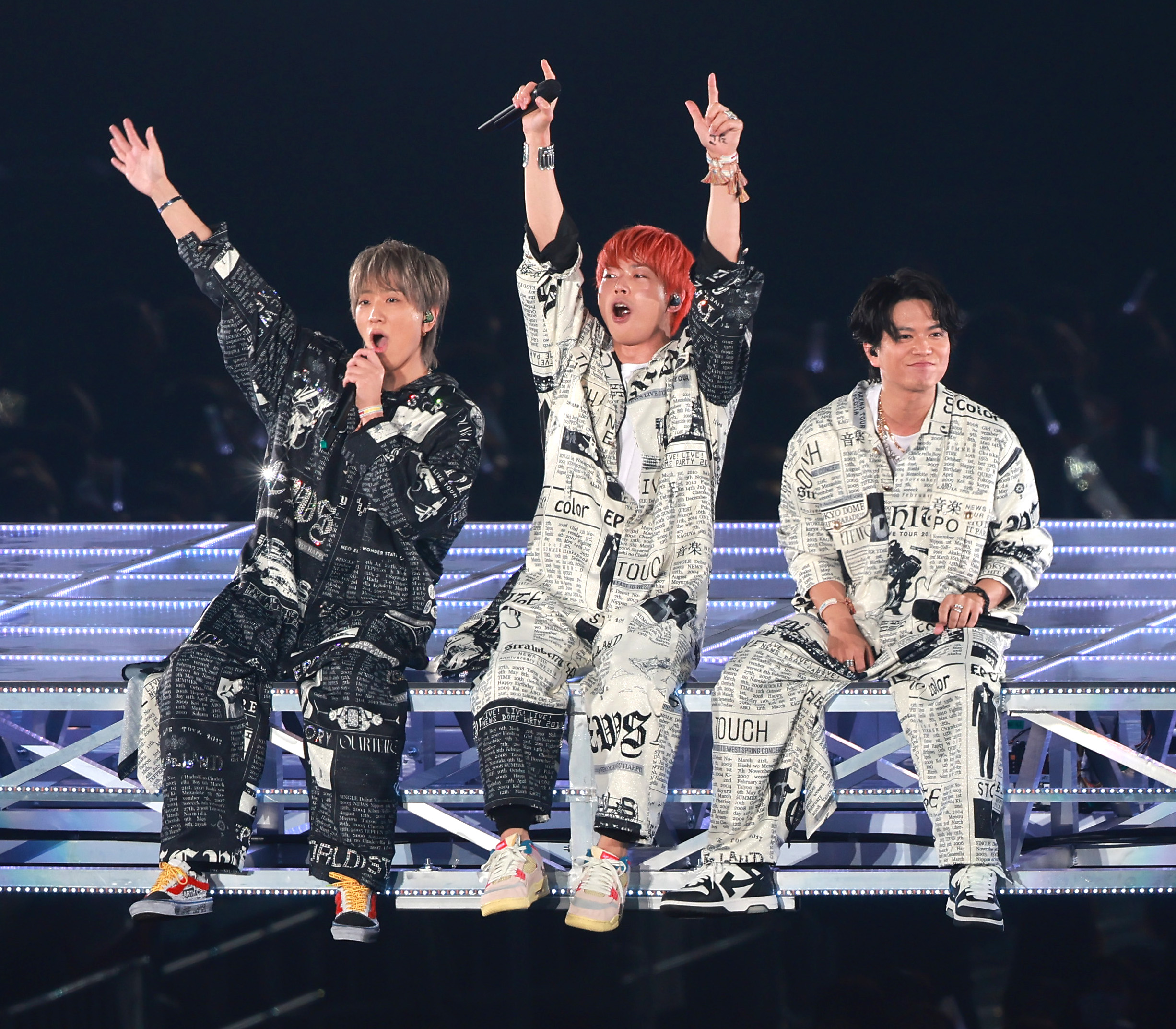 NEWS、3人で5年ぶり帰ってきた！涙の東京ドーム公演 苦難