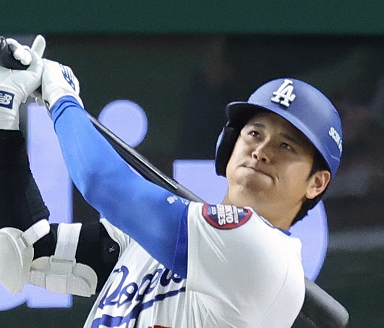 大谷翔平　実使用　ヒット　ベッツ　三振　実投球　ボール　サイン無 Amazon.co.jp: 大谷翔平 直筆サインボール 特性展示ケース入り