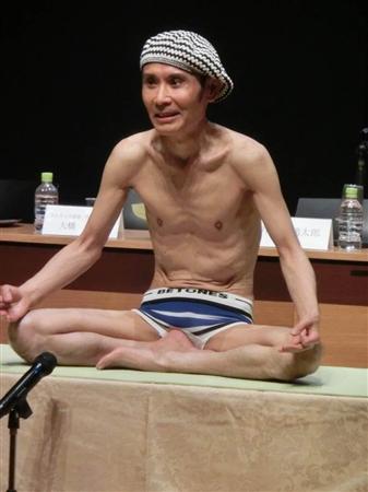 鶴が上野に還ってきた！片岡鶴太郎、今の肩書は「ヨギー100％」（2