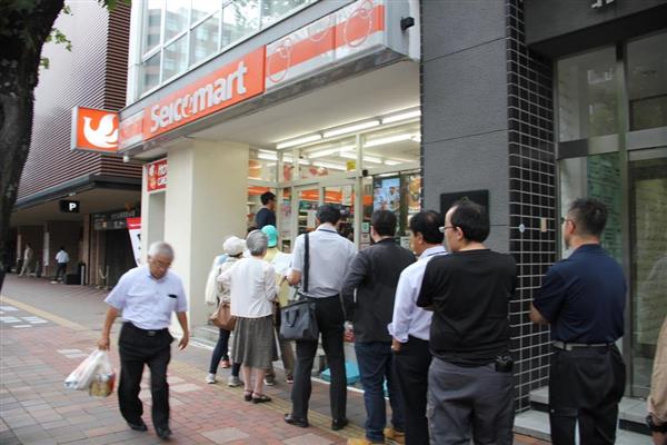 北海道震度７地震 食料を求めコンビニに列 札幌市 産経ニュース