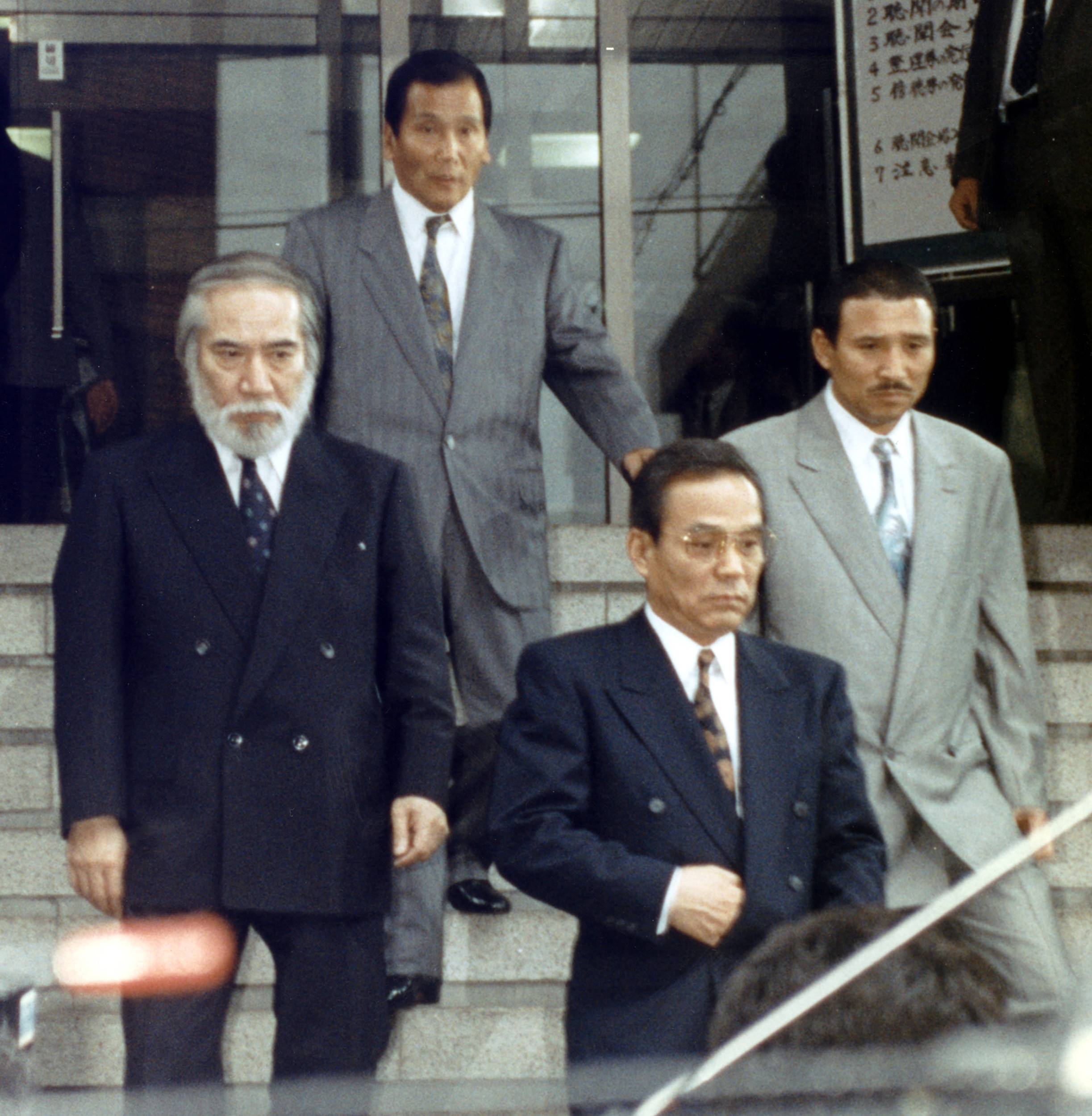 暴対法３０年 ヤクザを追い詰めたカネ トチ ヒト イザ