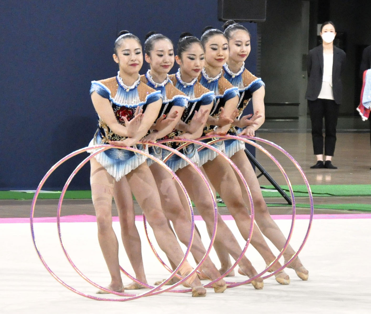 団体日本代表がミス連発 五輪枠に危機感 まずは自分たちの演技を 新体操 サンスポ