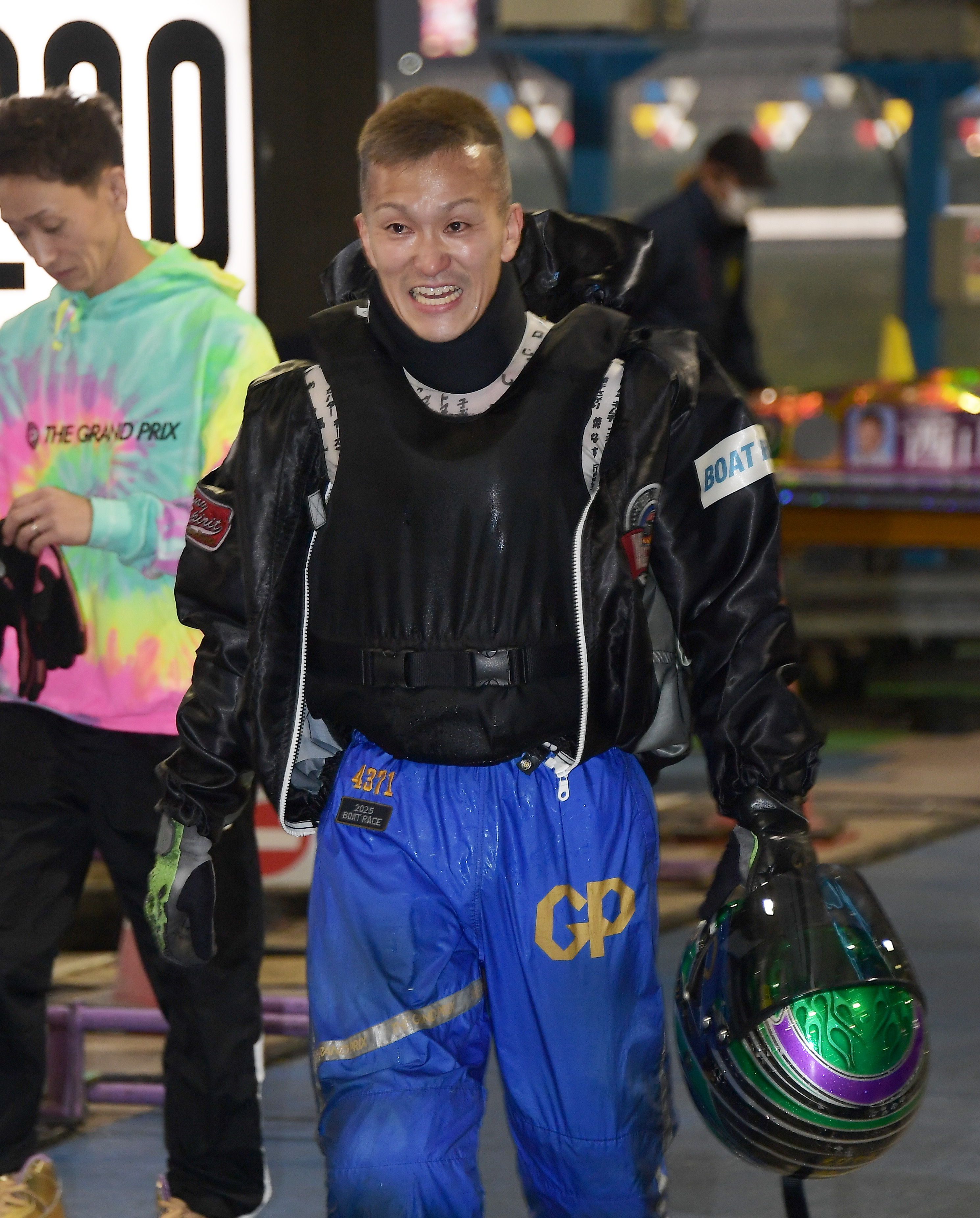 グランプリ】2コース差しで勝負駆け成功！ TR2nd進出の西山貴浩