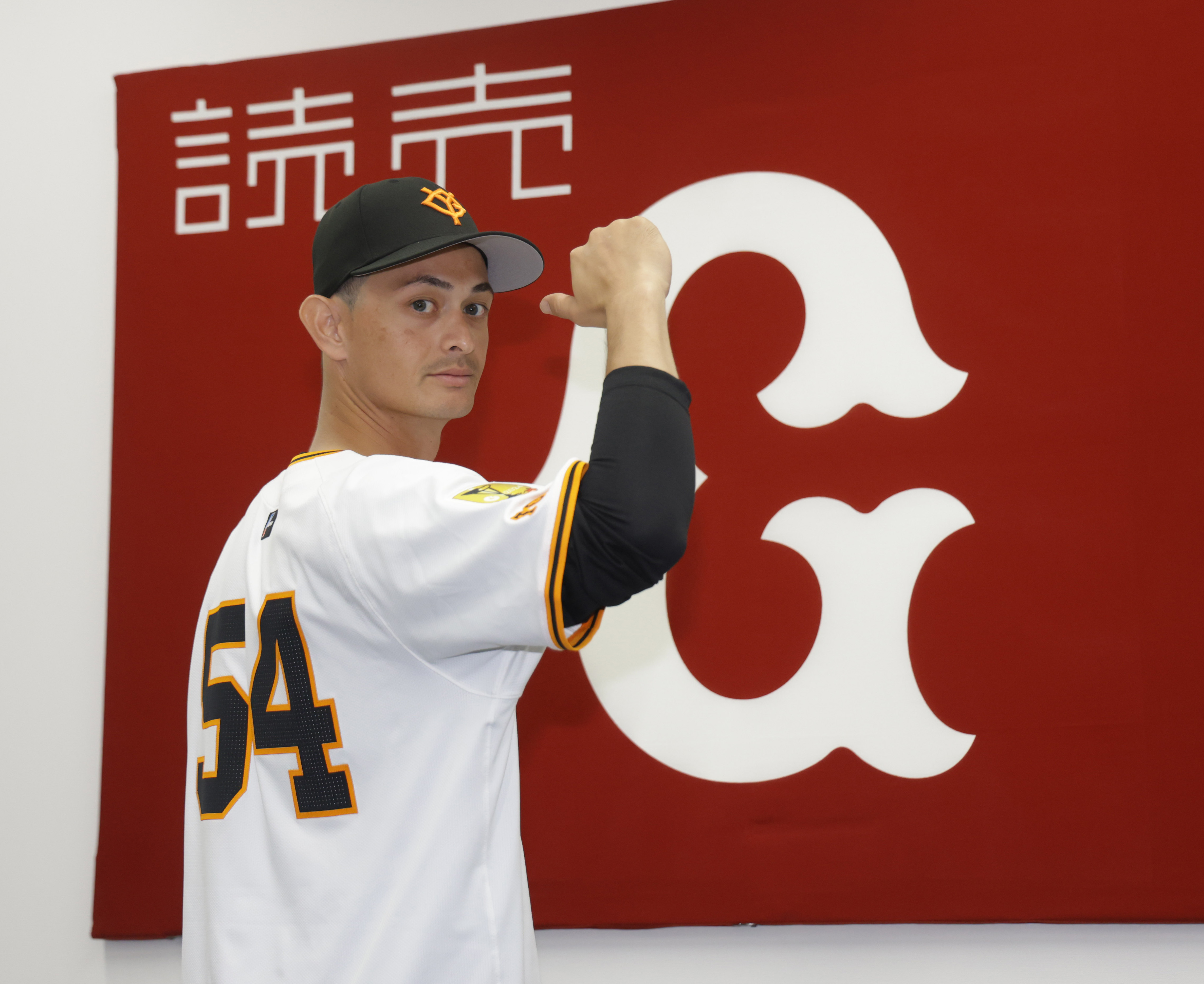 巨人・乙坂、入団会見「2、3試合すればマックスの状態になる」 - サンスポ