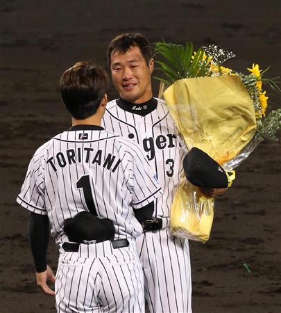 阪神　関本賢太郎選手 3ジャケット 阪神関本賢太郎選手 3ジャケット