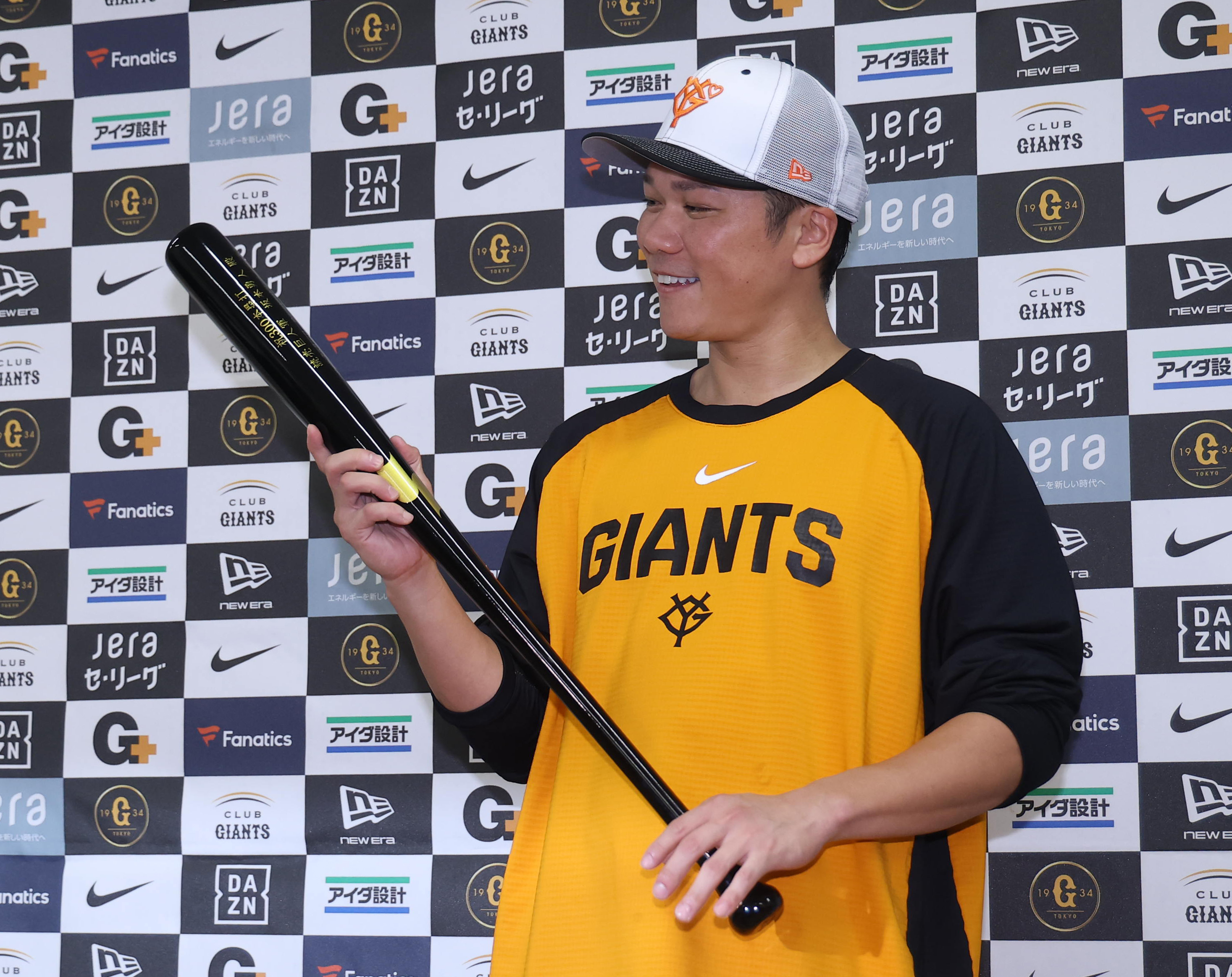 読売ジャイアンツ 巨人 #6 坂本勇人 選手 ルーキー時代 実使用NPBバット 読売ジャイアンツ 巨人 #6 坂本勇人 選手 ルーキー時代 実使用NPB