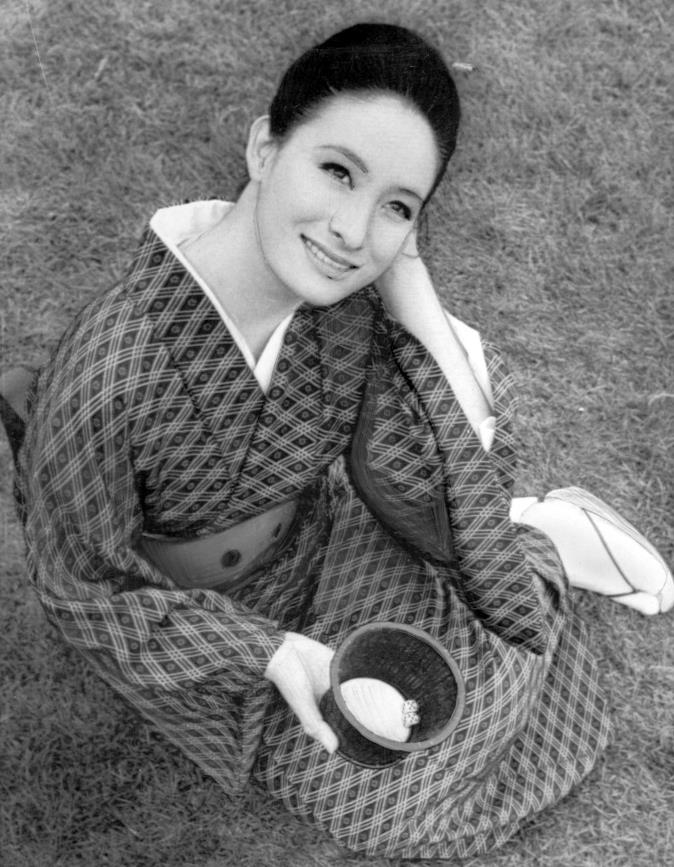 女優の江波杏子さん死去 女賭博師 シリーズ 産経ニュース