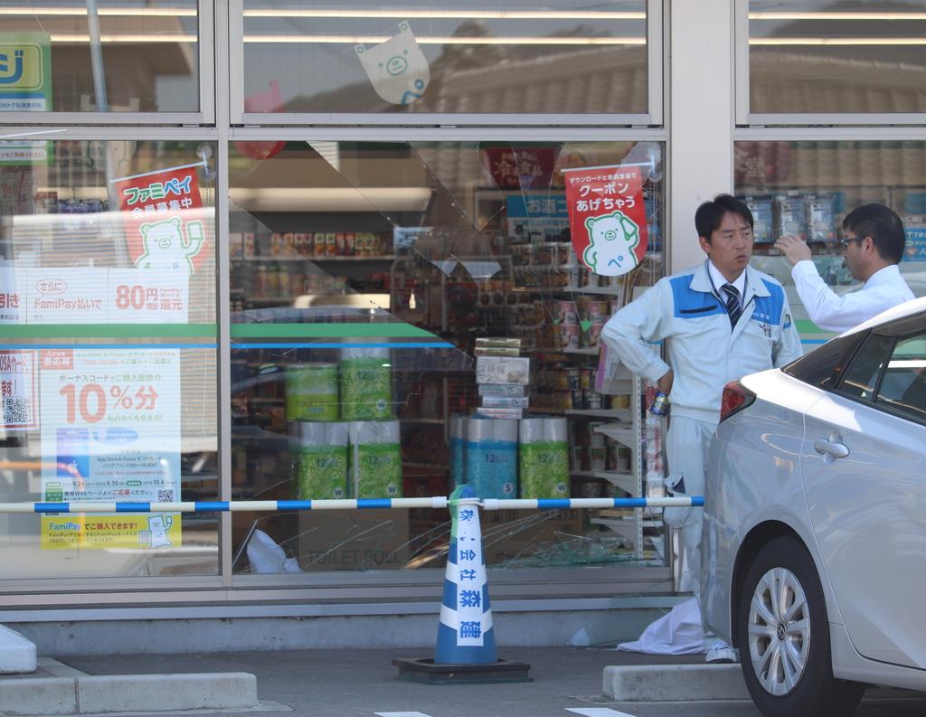 コンビニに車 １人けが 酒気帯び容疑で女逮捕 和歌山県警 産経ニュース