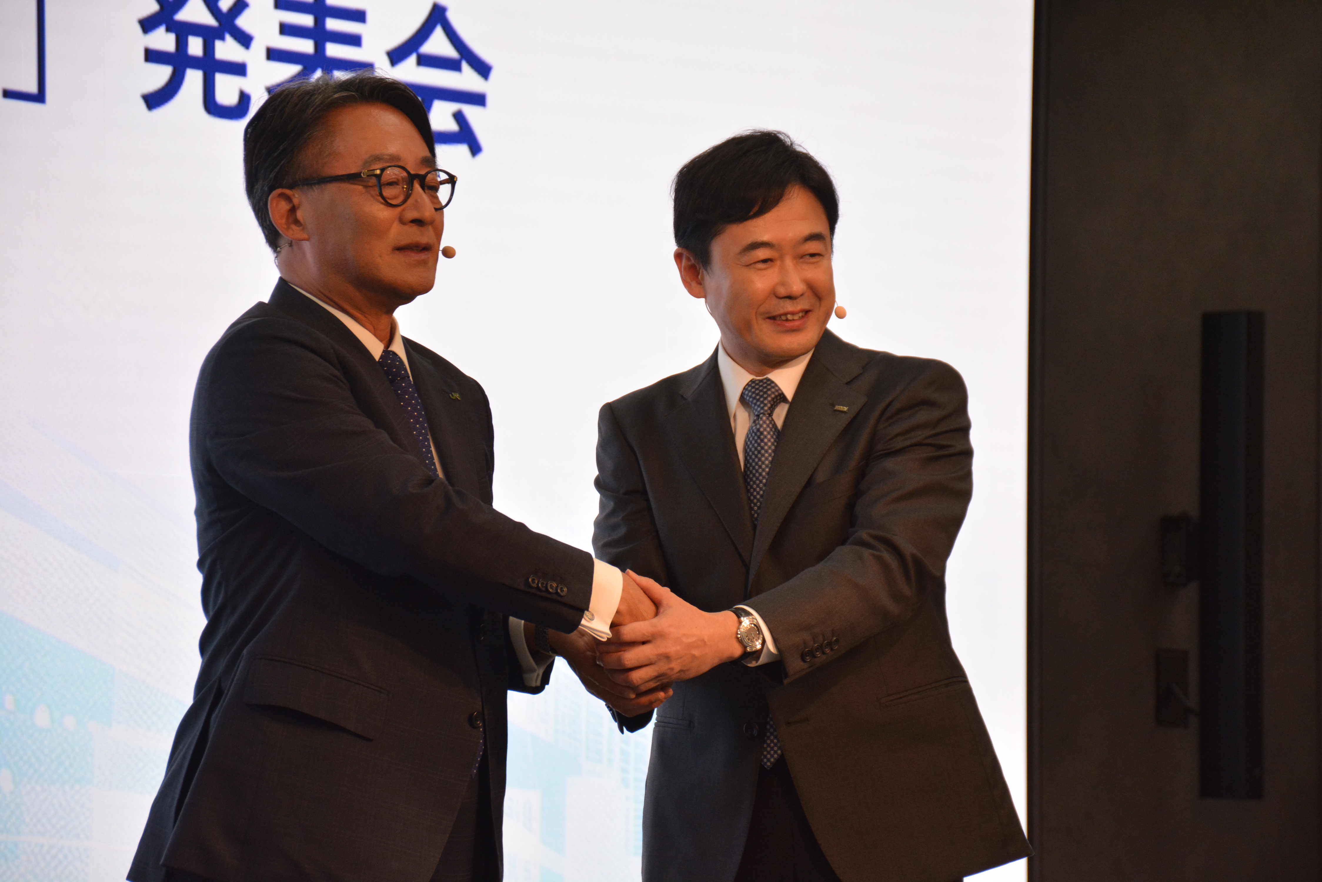 何者('16東宝/アミューズ/電通/ジェイアール東日本企画/朝日新聞社/KDD… AMHHTRHIVVHIZMPVEO2FVSCF2E.JPG