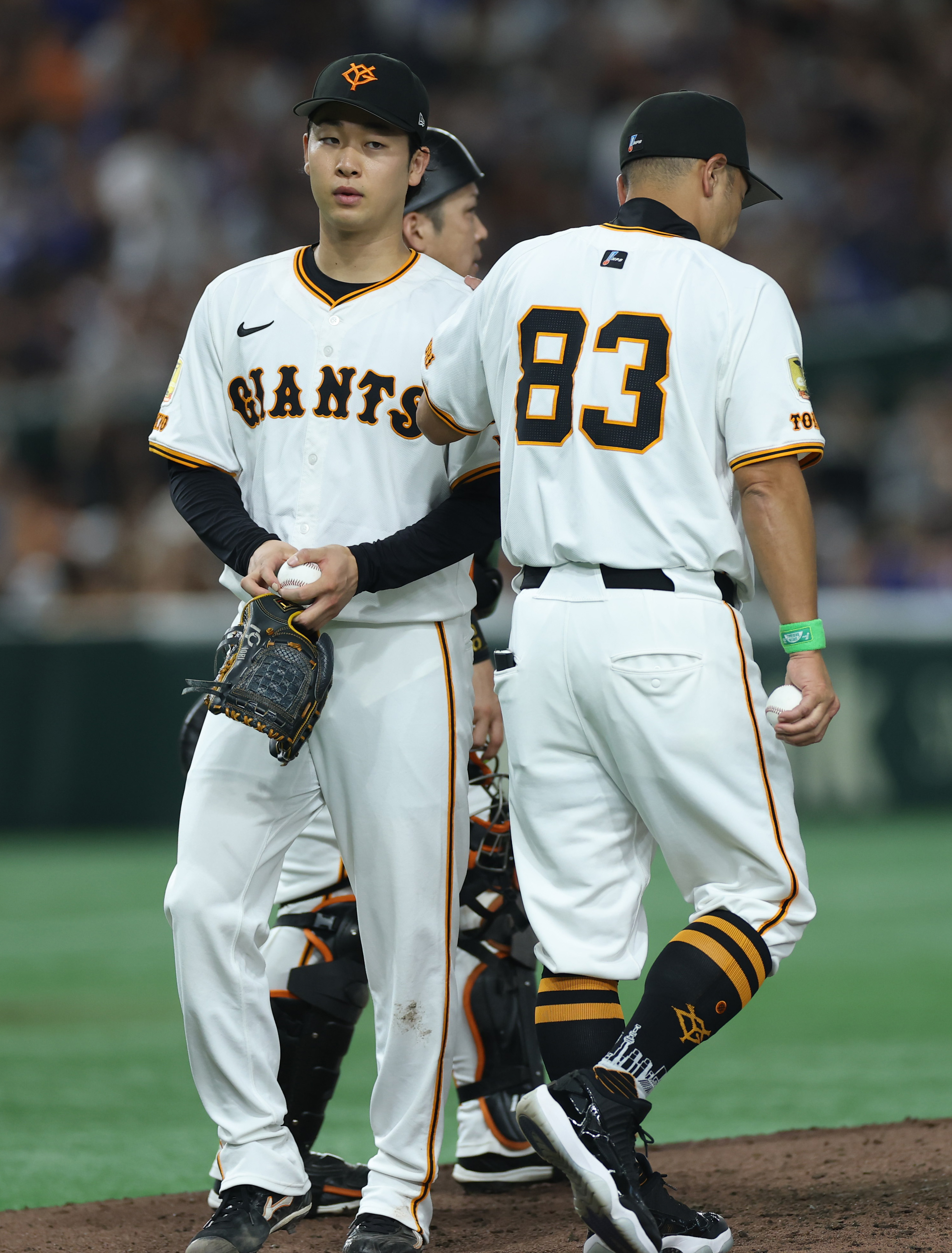 野球　巨人　ネクタイ　西陣織　白 野球 巨人 ネクタイ 西陣織 白