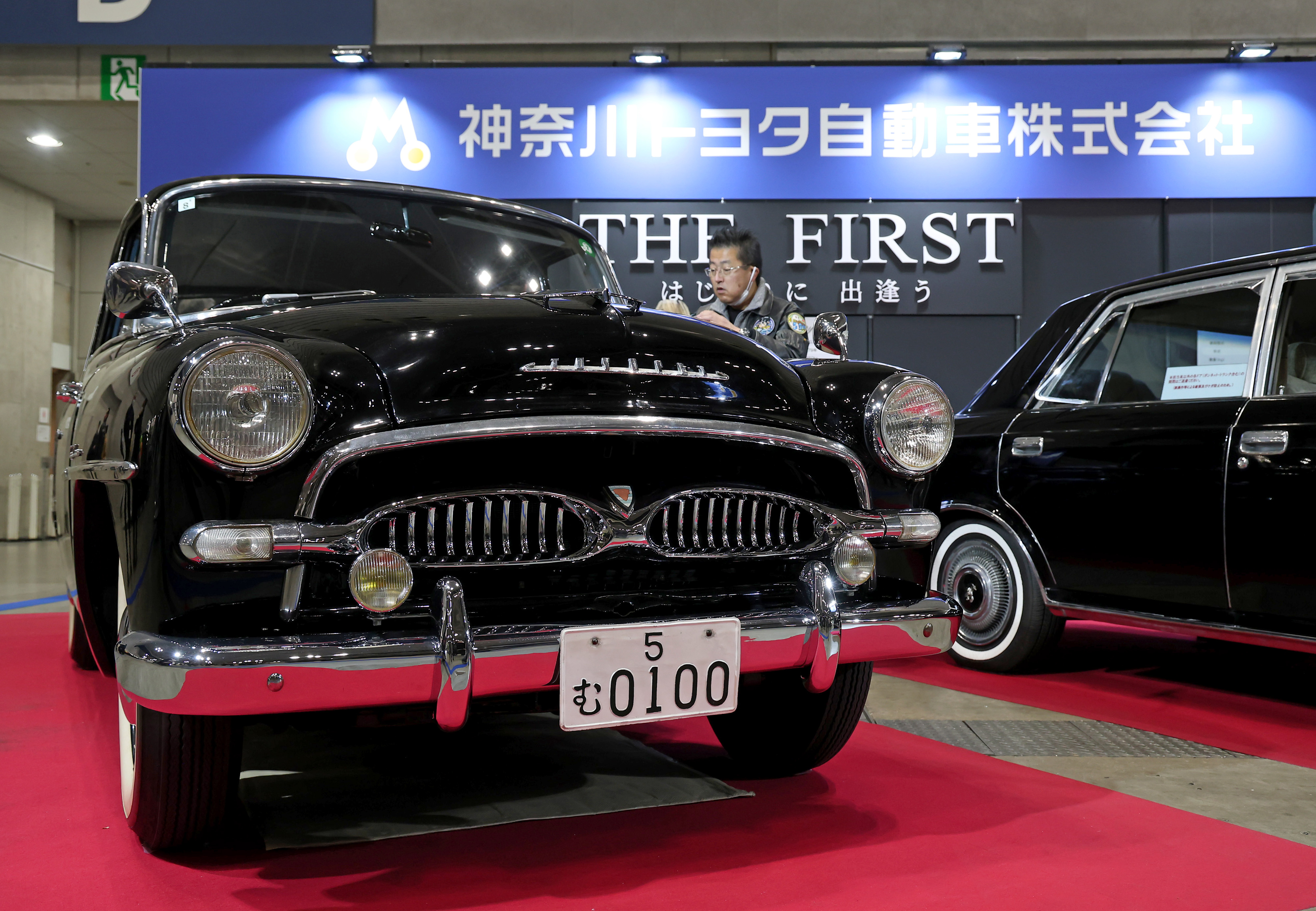 セドリックバンのフェンダーミラー左右　土日限定 ドアミラー フェンダーミラー Datsun Nissan Cedric ダットサン 200