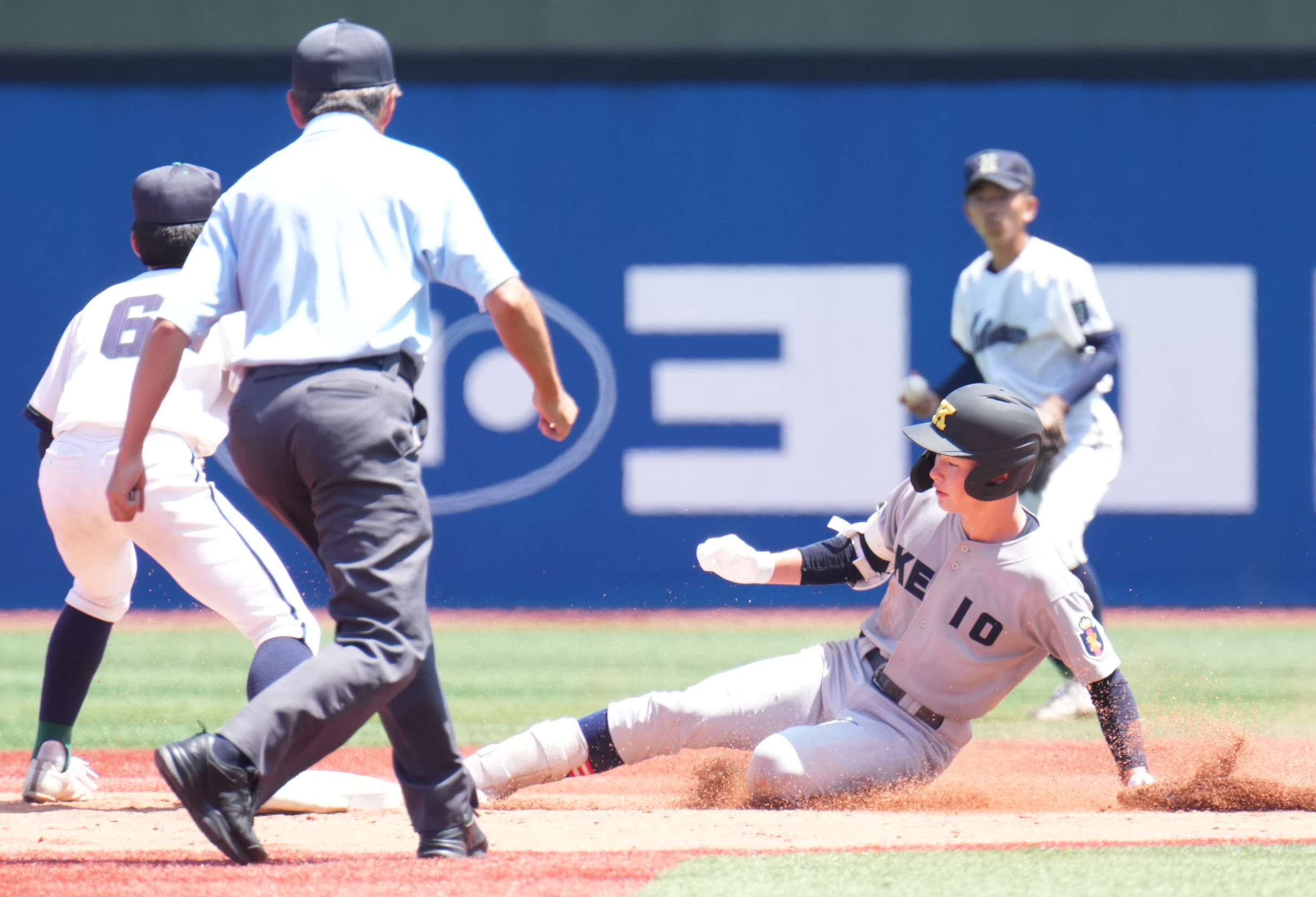 慶応、２期連続出場へ７５分の圧勝発進 丸田湊斗が４安打「初球から