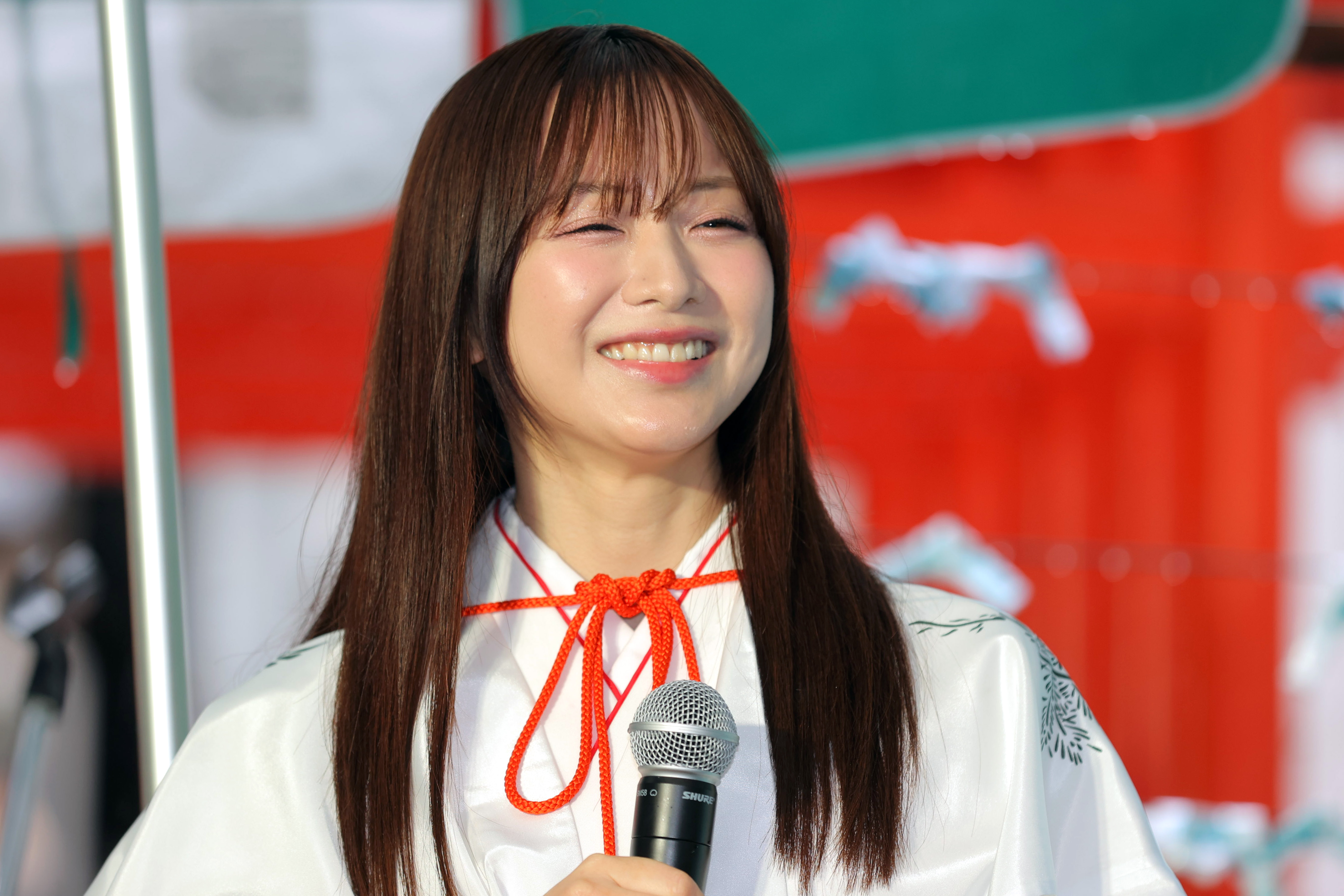 画像】森香澄、巫女姿でオリラジ藤森の幸せ〝お祈り〟 テレ東時代に