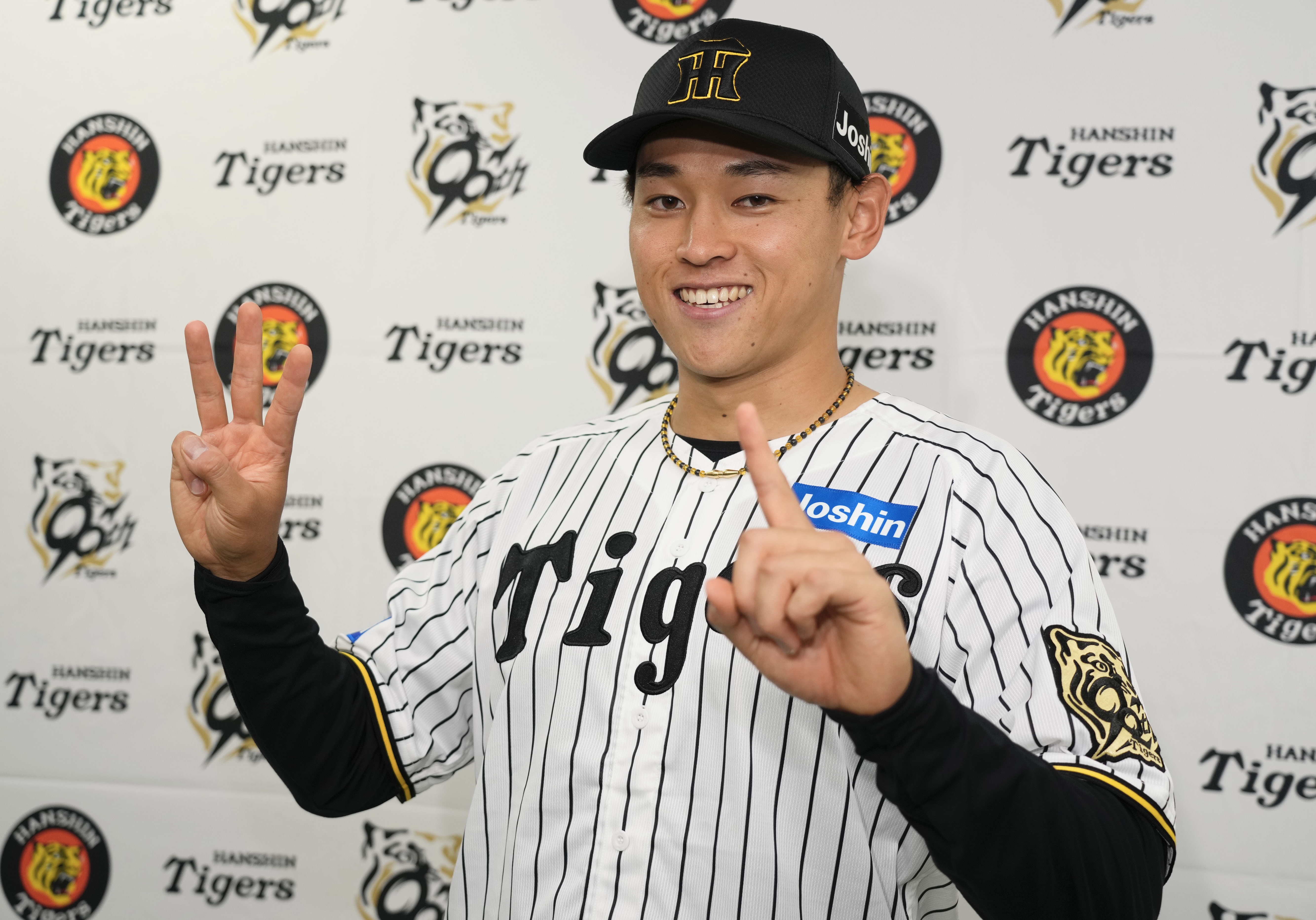 阪神タイガース大和選手　背番号0 阪神タイガース ユニフォーム 大和選手「0」