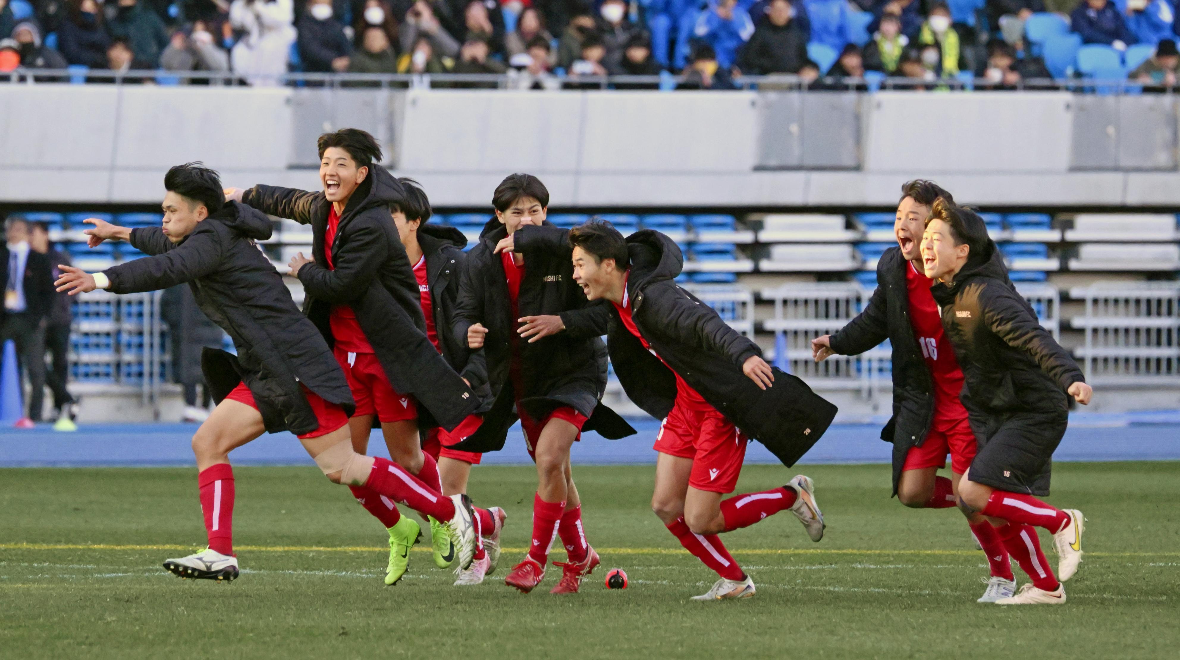 高校サッカー】東福岡、東海大相模らが4強進出 - サンスポ