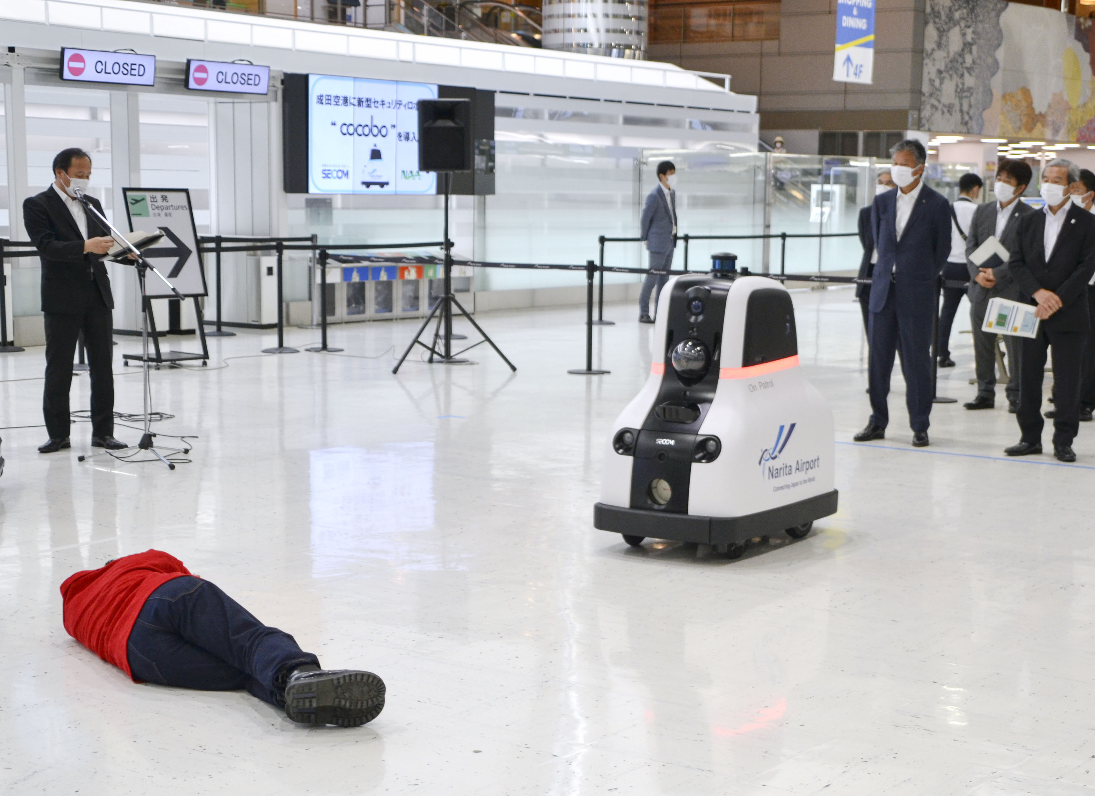 ロボがサポート、空港警備 人手不足・感染対策に - 産経ニュース