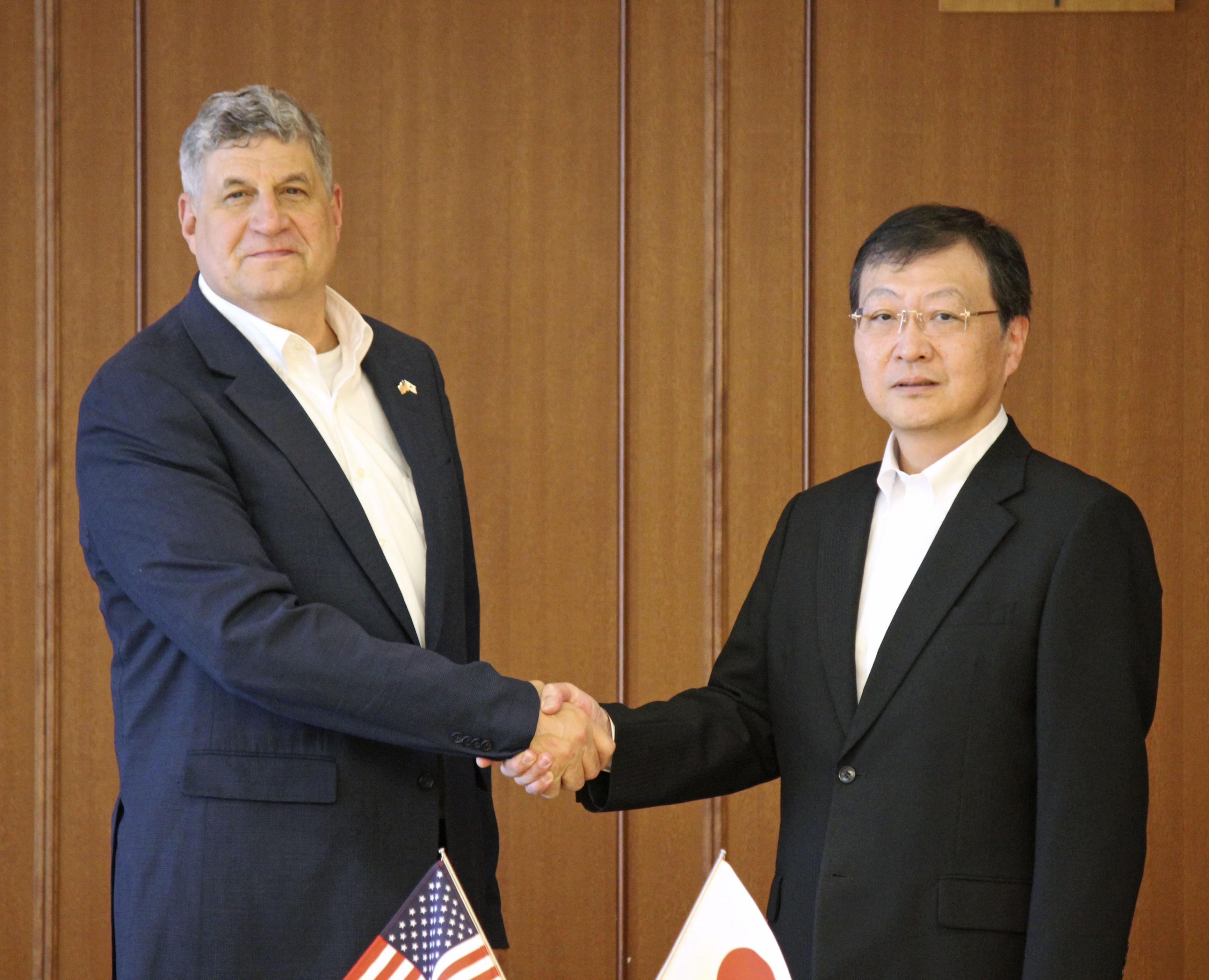 日米防衛装備協議が初会合 共同開発、整備協力を推進 - 産経ニュース