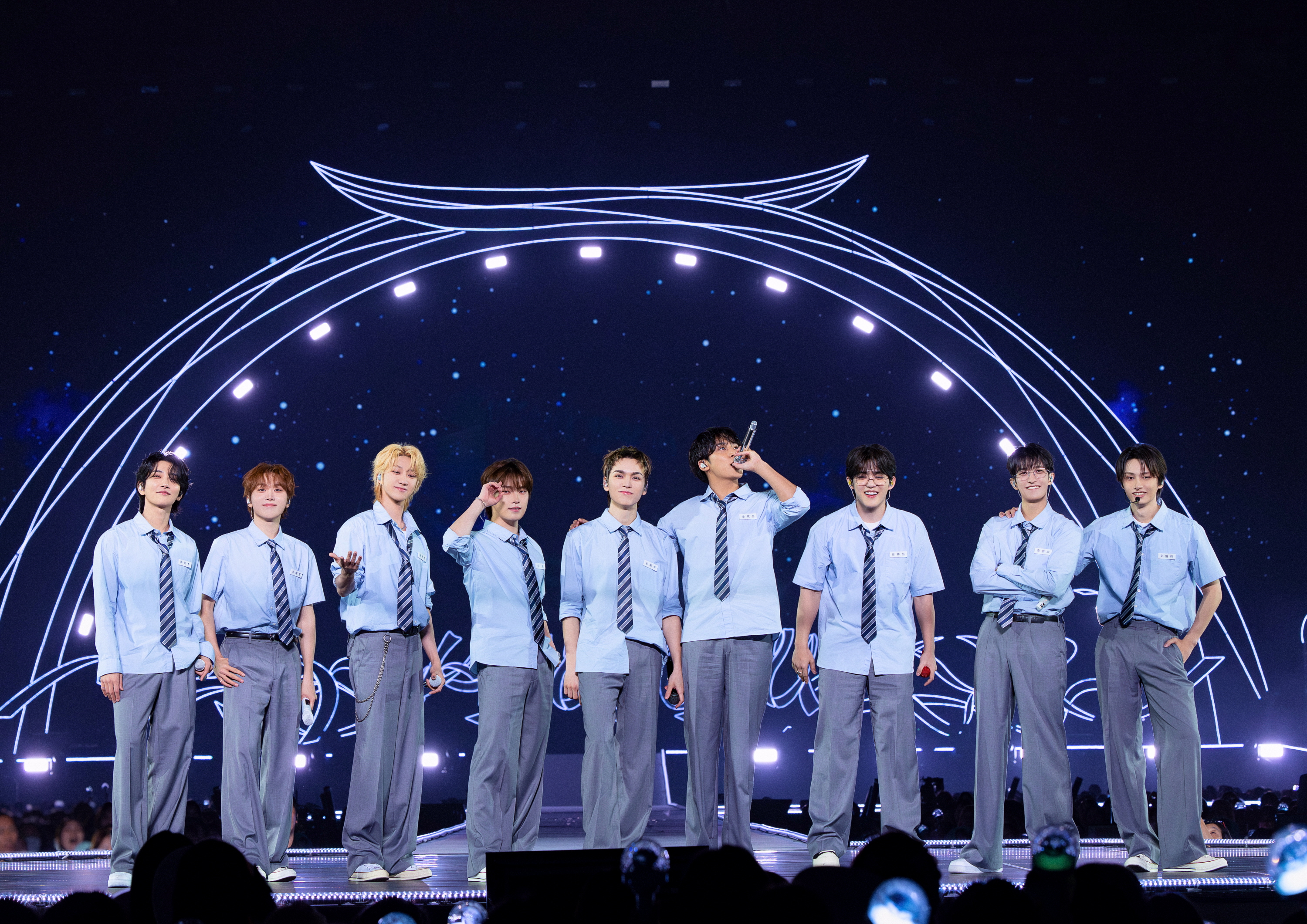 SEVENTEEN、東京ドーム2DAYSファンミーティング 歌にトークにゲームで