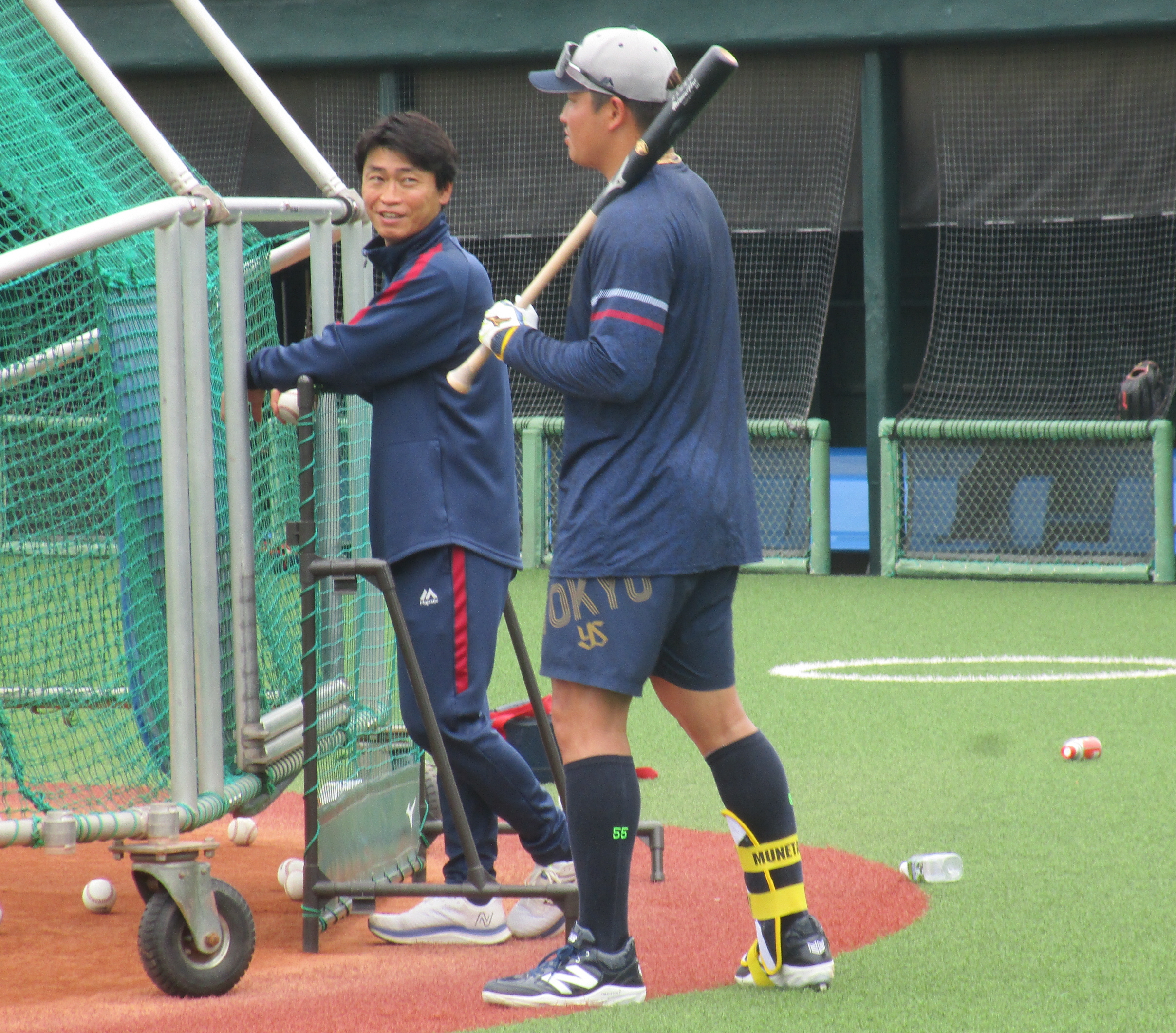 番記者のちょっといい話】ヤクルト・村上宗隆を支えた青木宣親GM特別