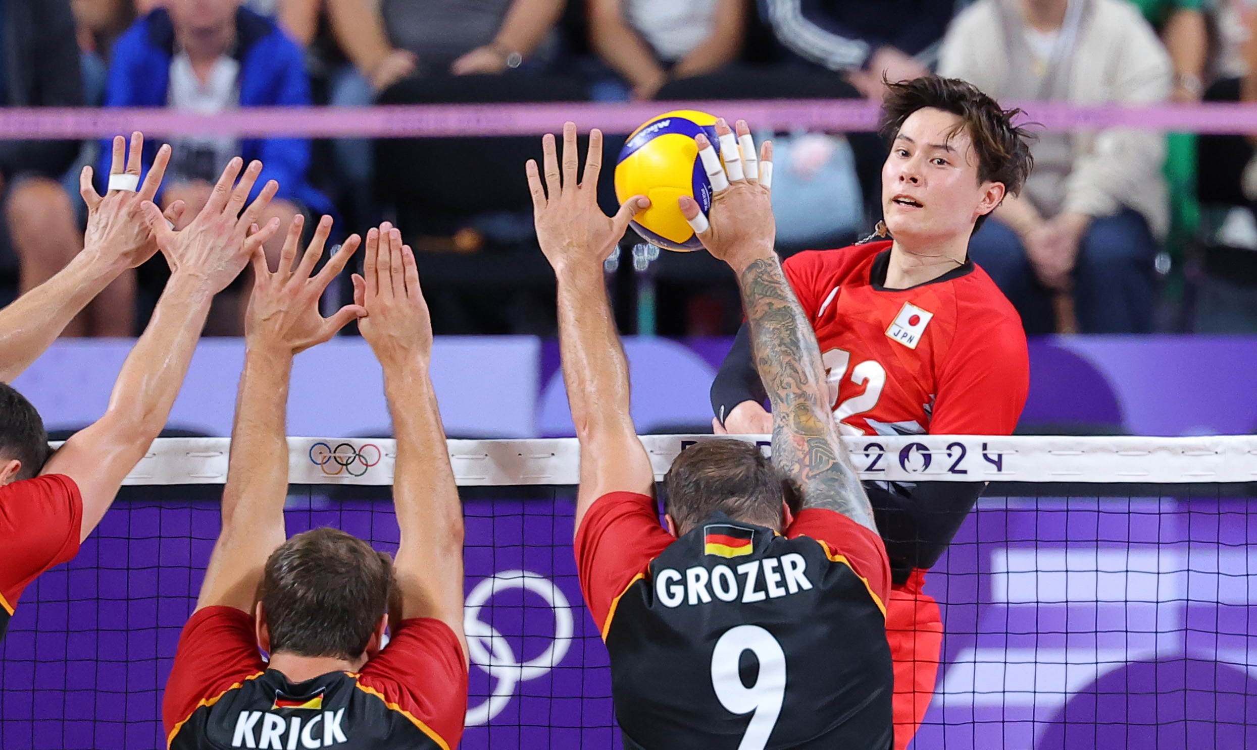 高橋藍「無理にブロックを抜きに行くシチュエーション多かった