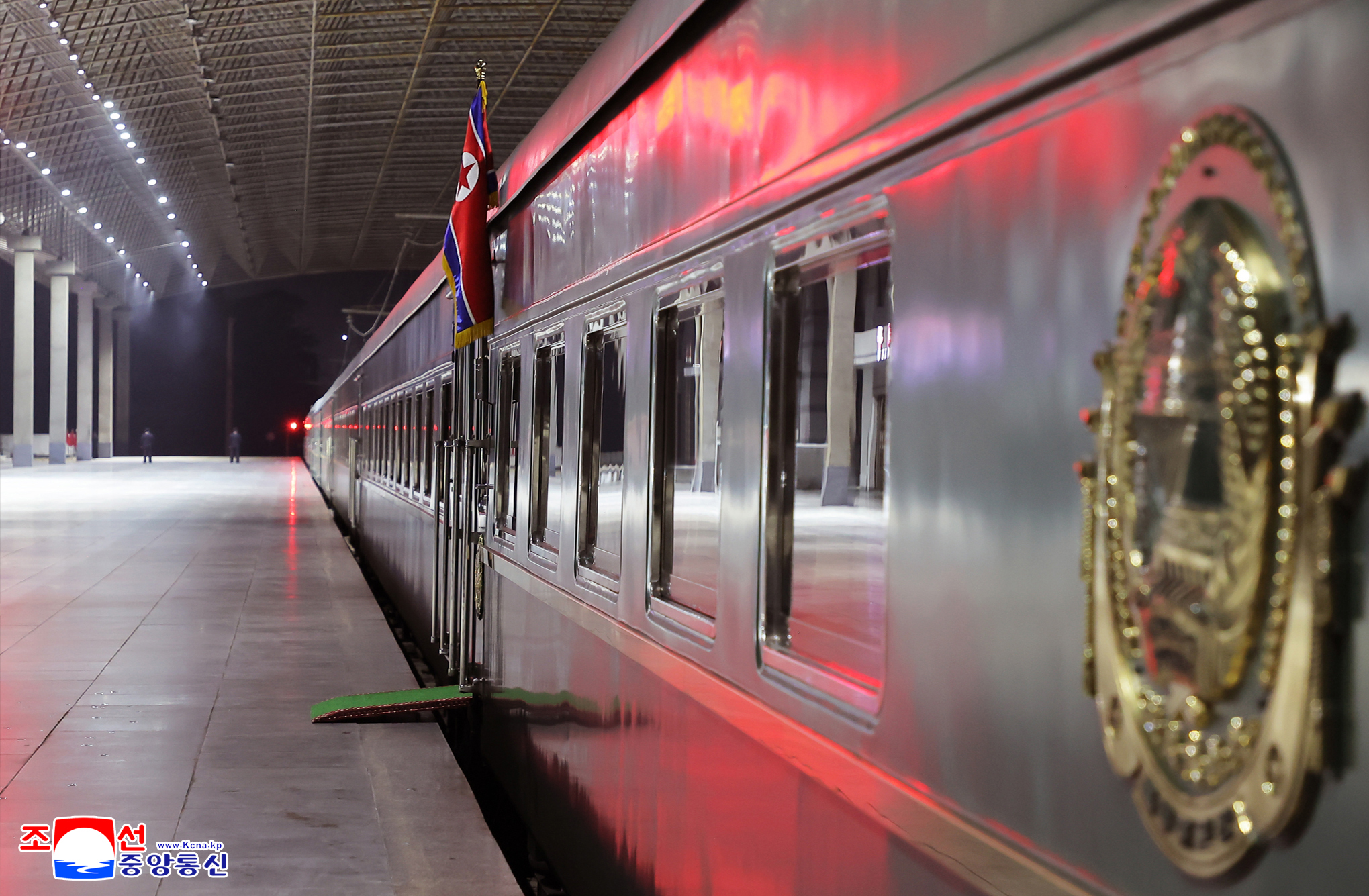 北朝鮮金正恩総書記の専用列車は「動く要塞」迫撃砲搭載し、防弾装備