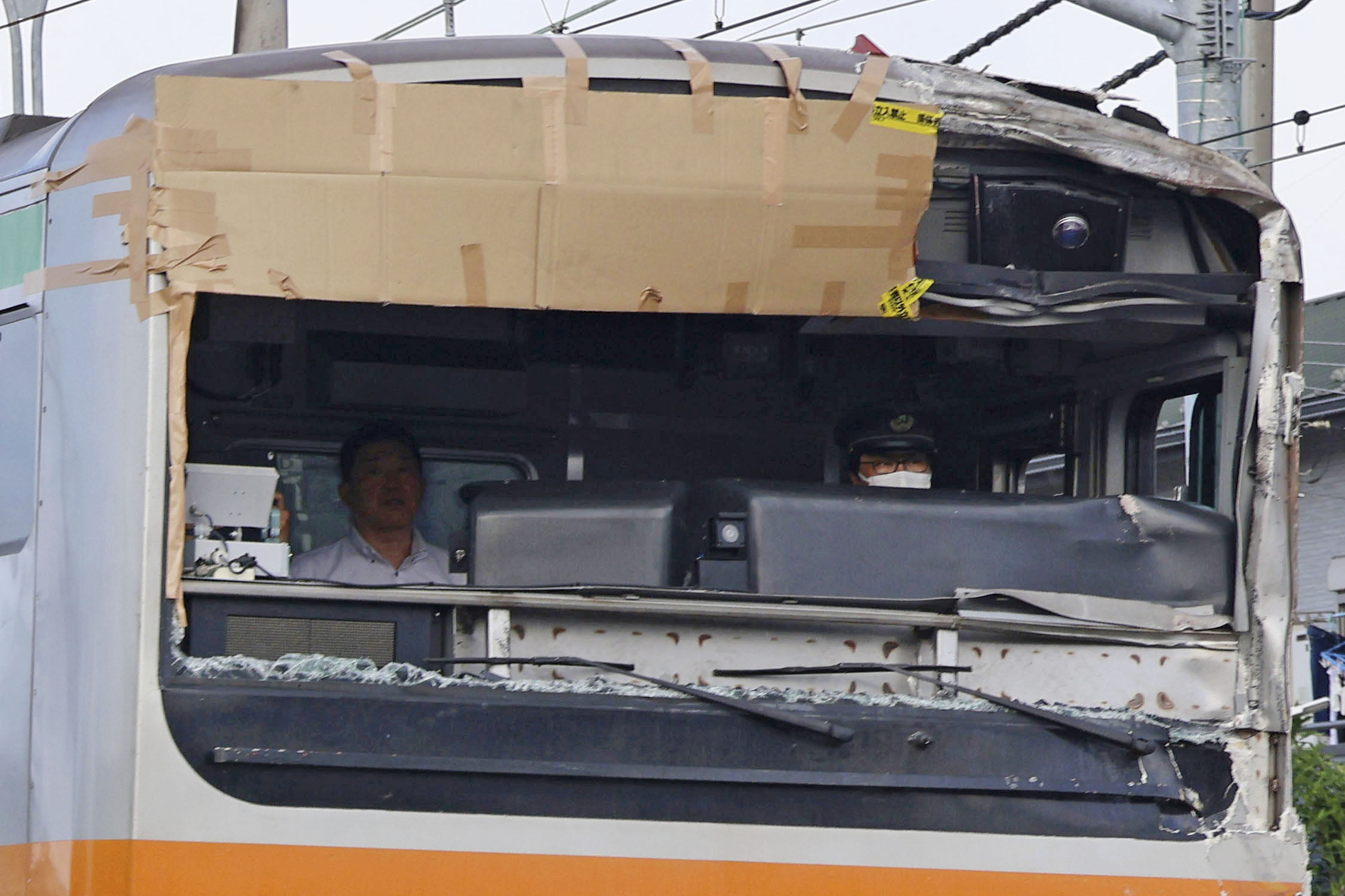 フォト】東海道線、運転を再開 電柱接触事故、2人負傷 - 産経