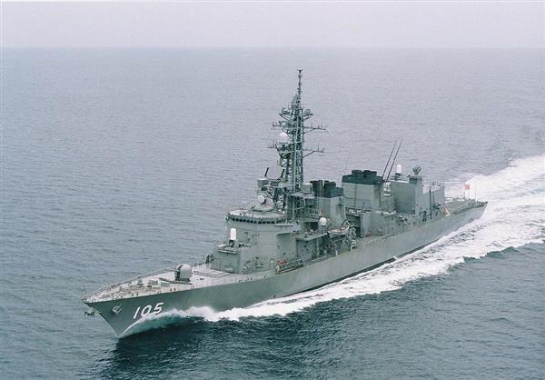 海自護衛艦「いなづま」「さみだれ」を鳥取港で公開 76ミリ速射砲