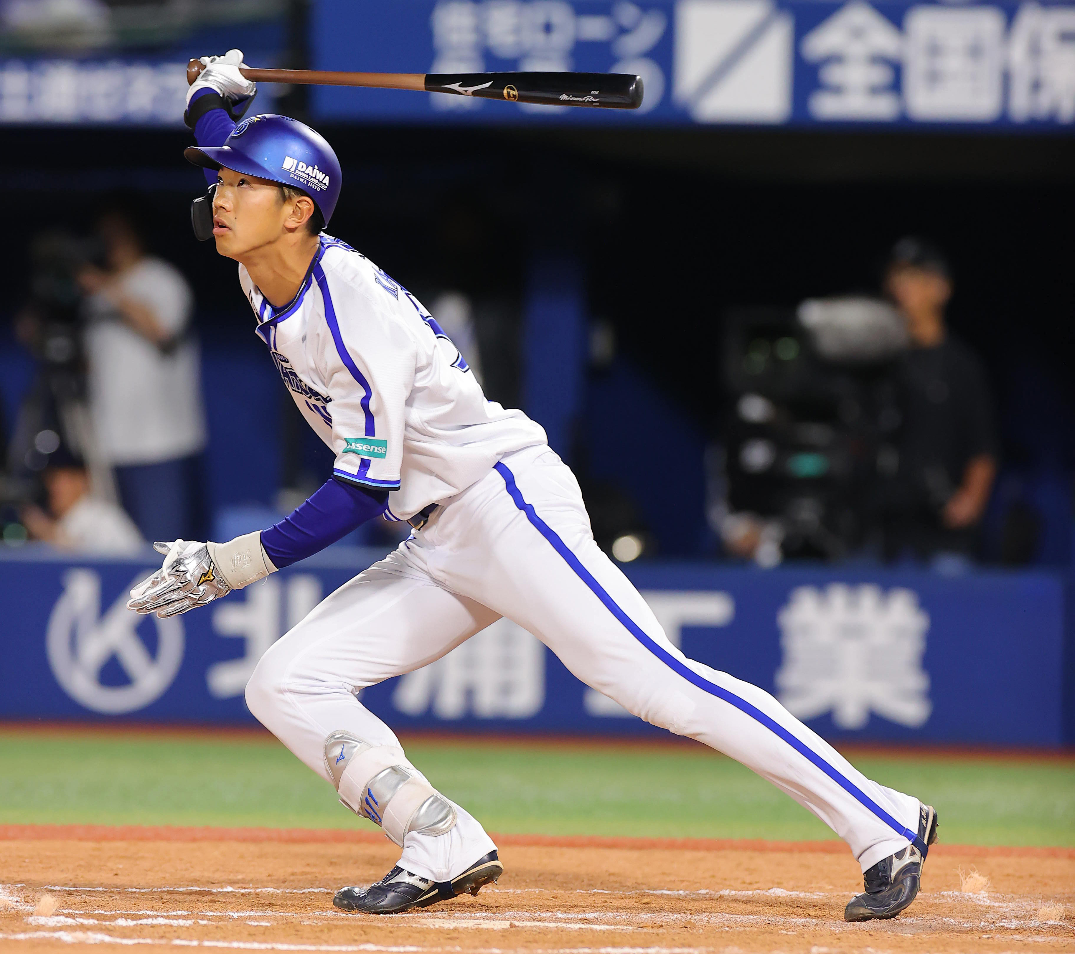 DeNA・梶原昂希、代打で二塁打！勝ち越し呼ん打 5球ファウルで