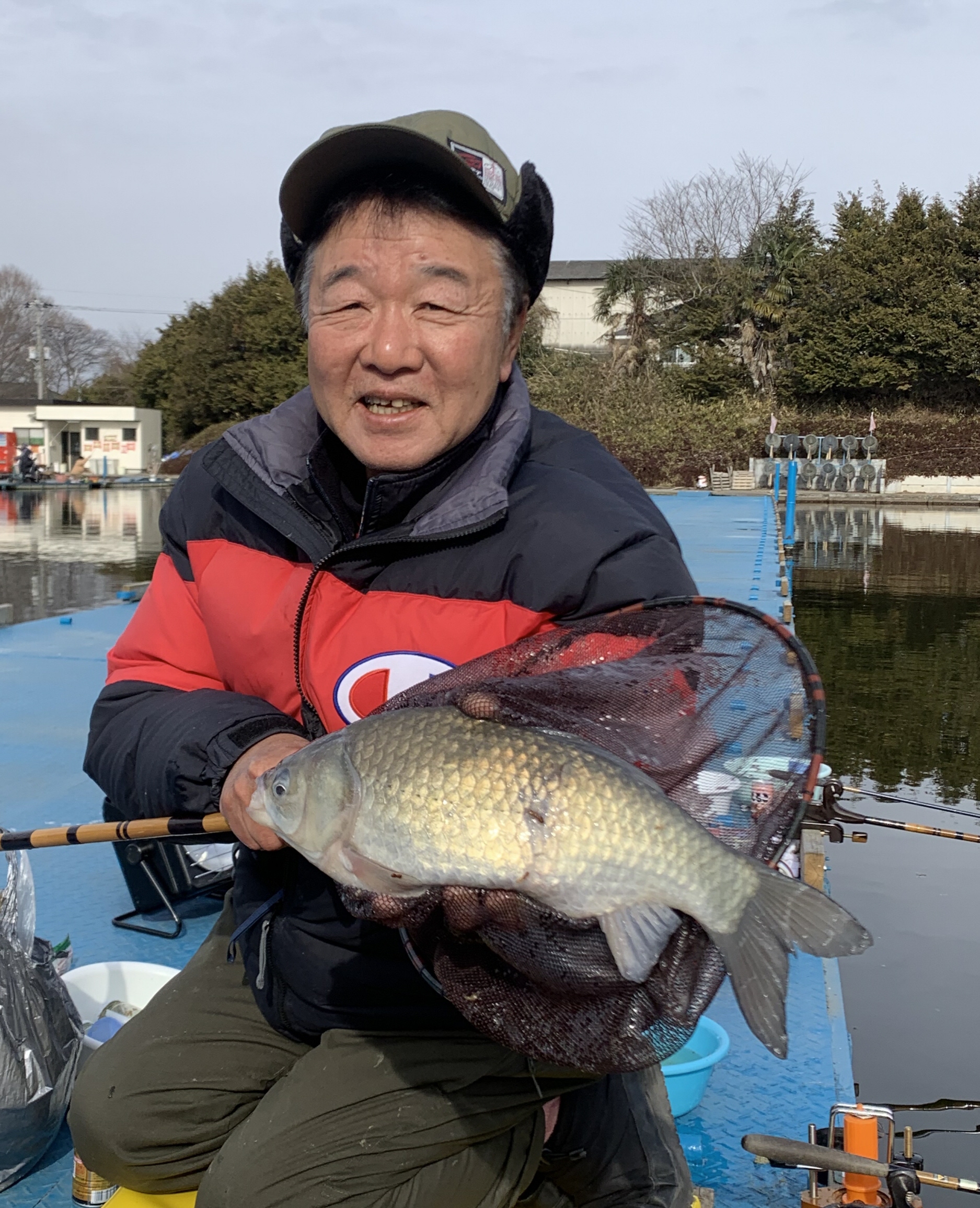 ヘラブナ】厳寒期とは思えぬ６０枚大満足 - サンスポ