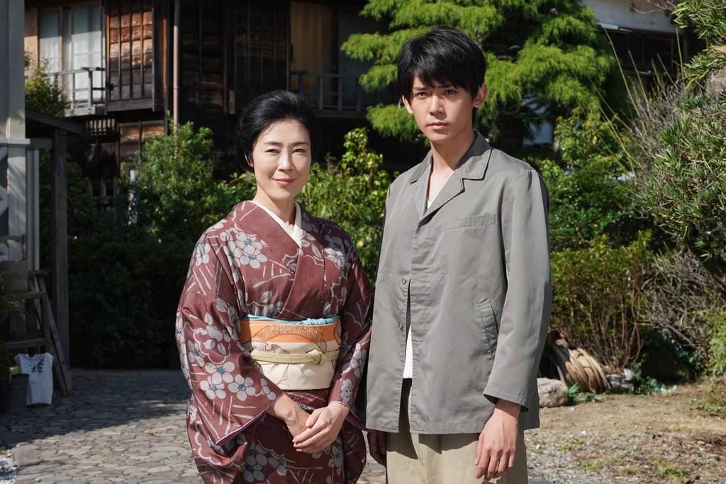 寺島しのぶ 小瀧望が親子役で初共演 加藤シゲアキ主演 悪魔の手毬唄 産経ニュース