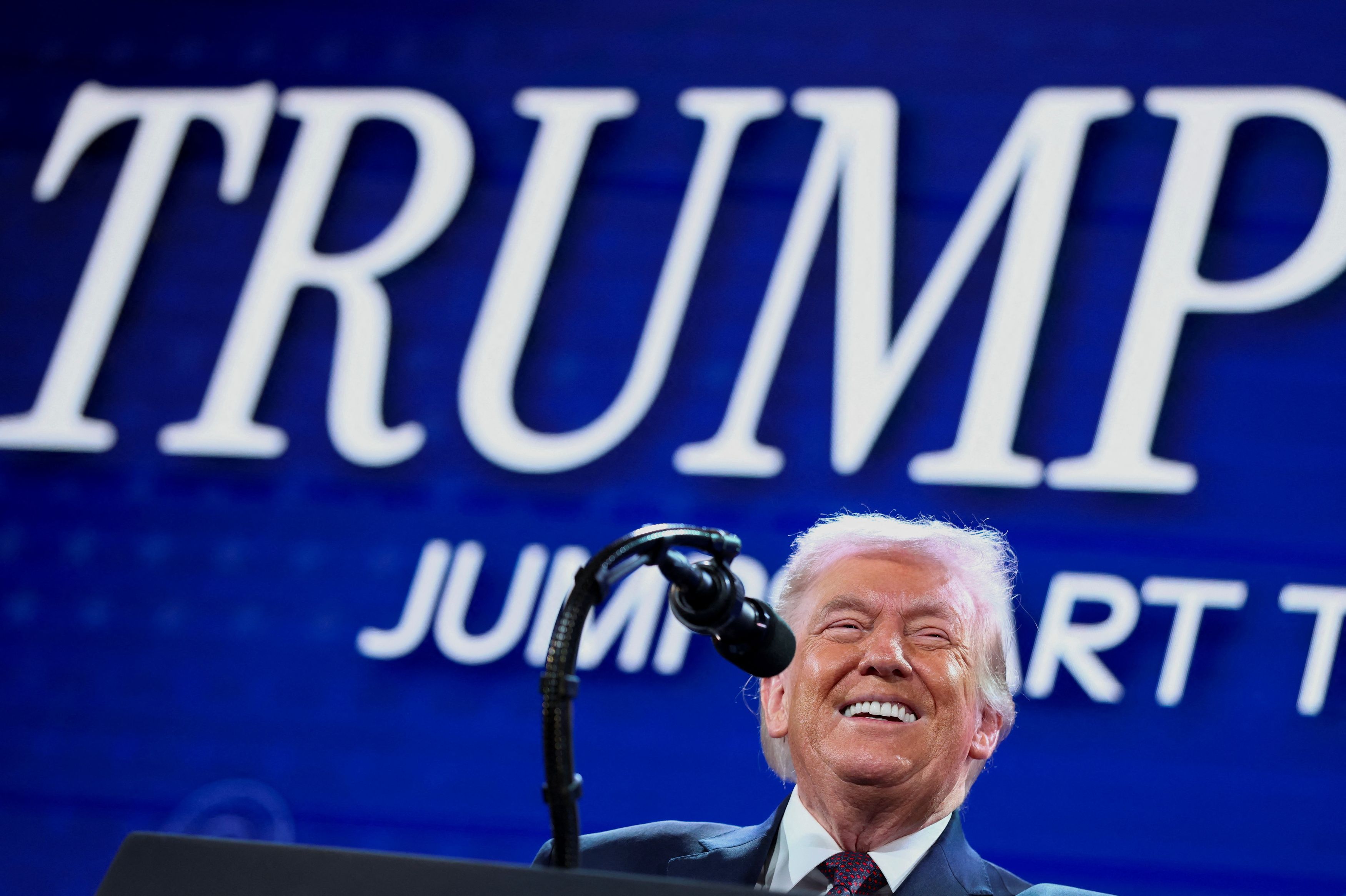 トランプ氏、中間選へ子育て支援アピール 肝いり「トランプ口座」積立投資で1億円の目算 - 産経ニュース