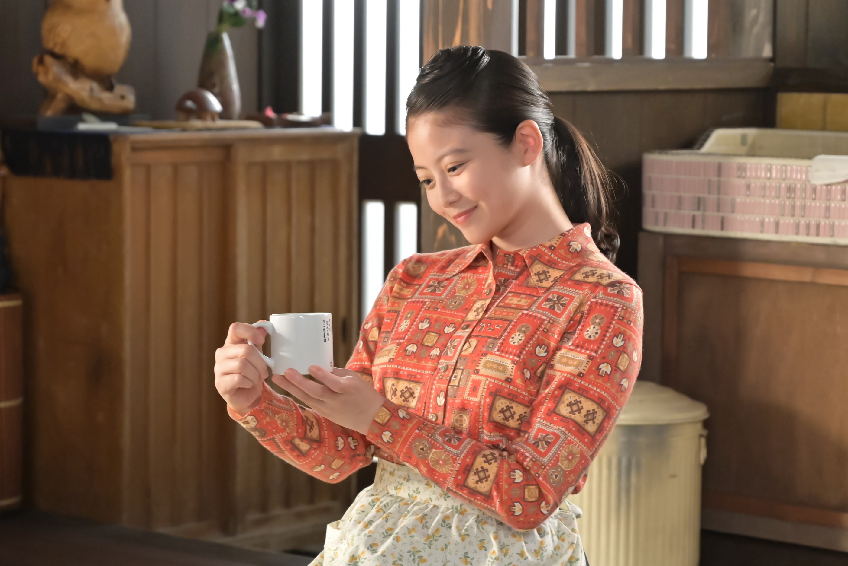 明日の「あんぱん」第107回 嵩の才能確信「詩集を出そう」声かける八木 