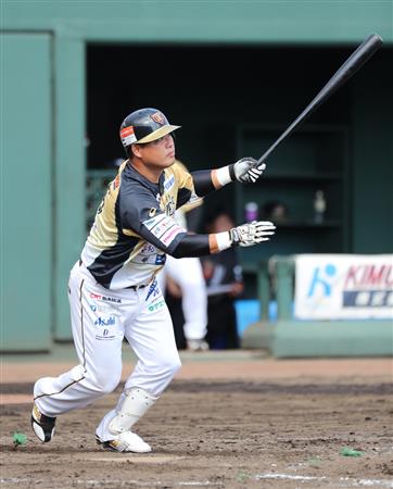 栃木の村田修一が長打力健在アピール 武蔵戦で４打数２安打／ＢＣリーグ - サンスポ