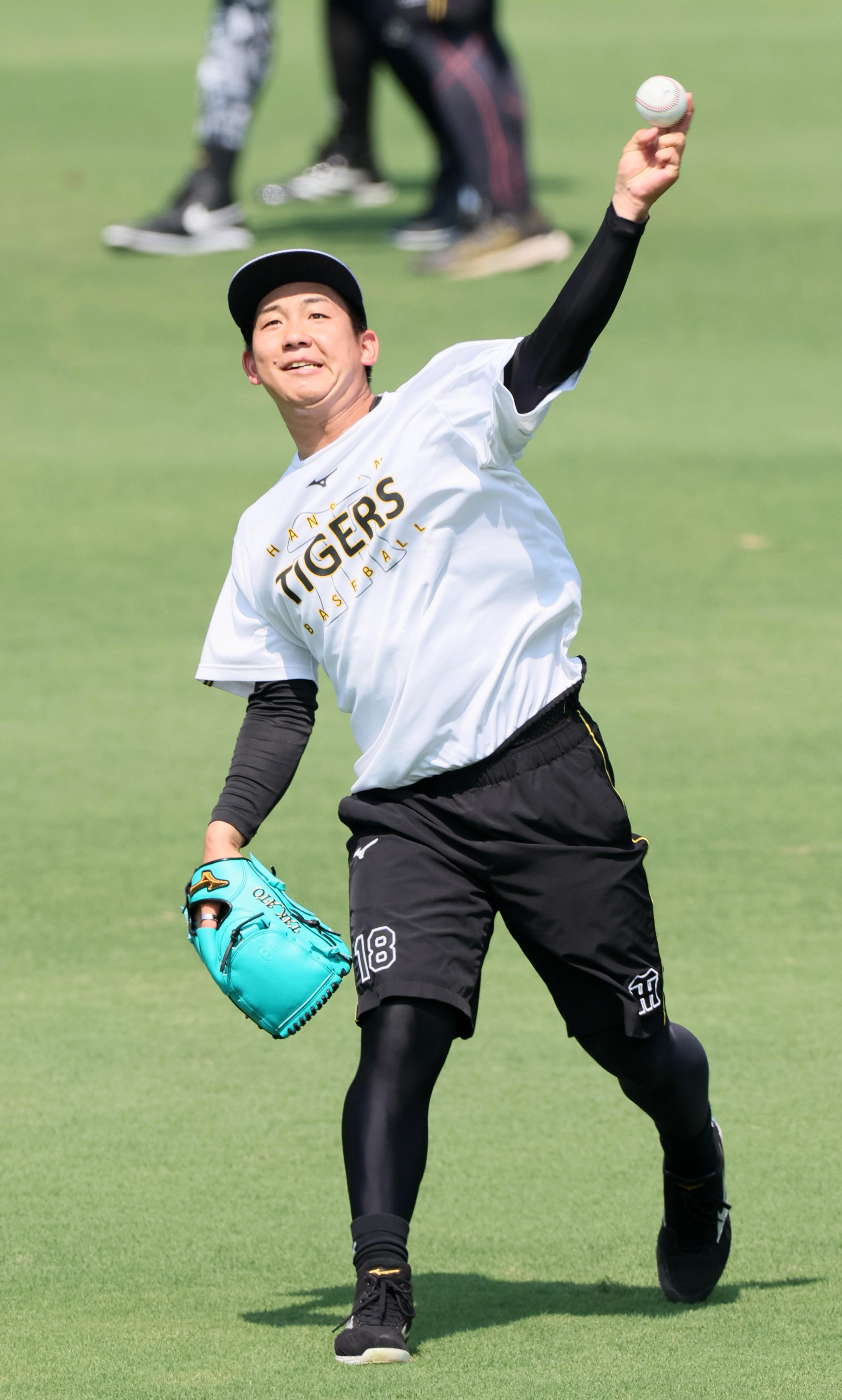 阪神・伊原陵人、25日の巨人戦先発 無傷の今季4勝目へ暑さ対策（写真