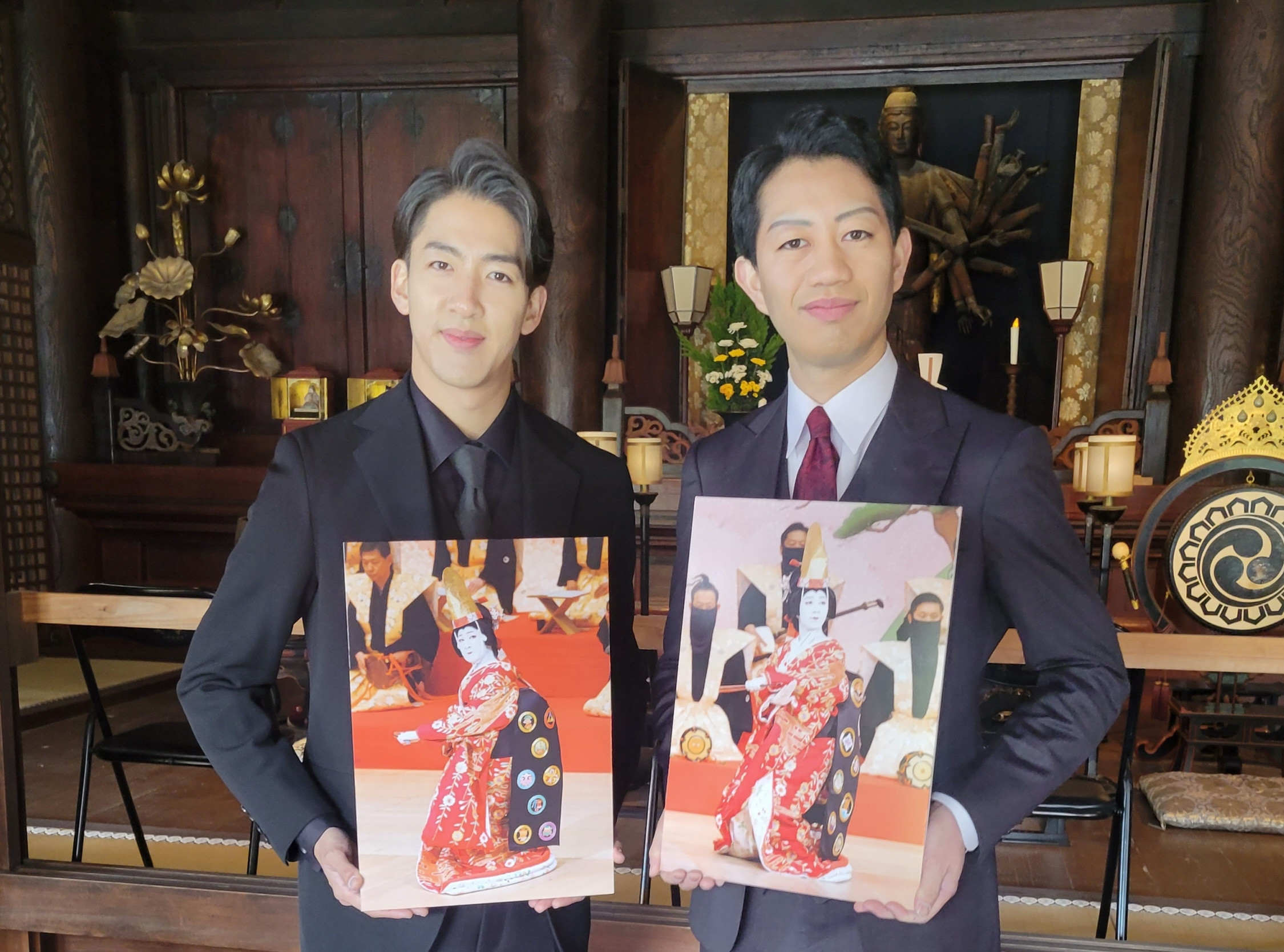 中村壱太郎、尾上右近が道成寺で成功祈願 1月に「京鹿子娘道成寺」に