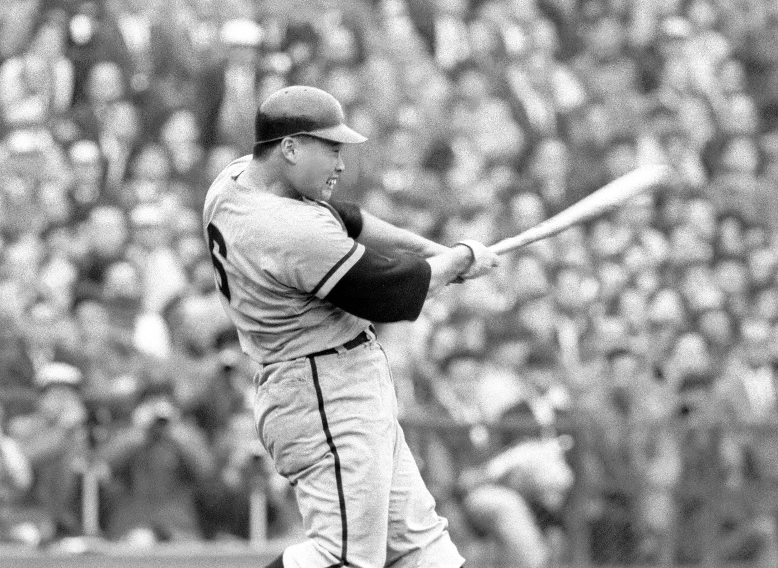 記録の泉】元祖「怪童」中西太の悲願、三冠王はライバルの最終戦、最終