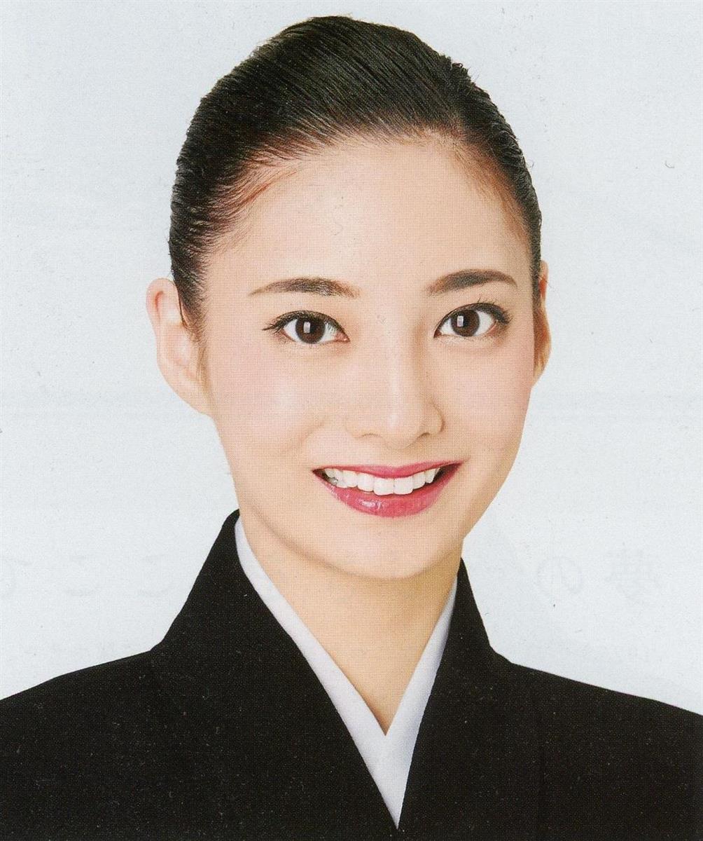 星蘭ひとみ 宝塚現役生として２６年ぶり連続ドラマ出演 産経ニュース