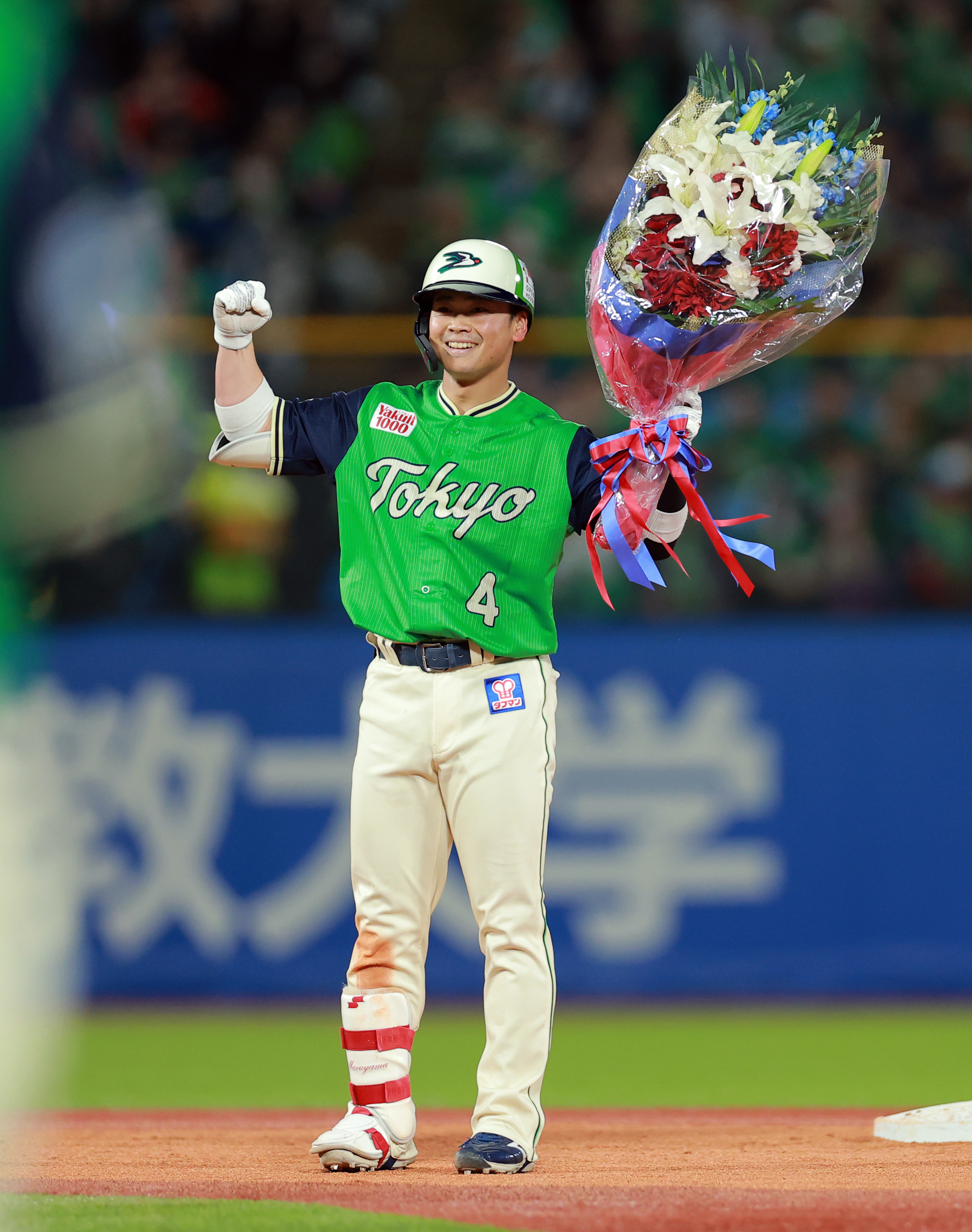 ヤクルト・丸山和郁、プロ野球史上73人目サイクル達成！ 26年は〝燕心