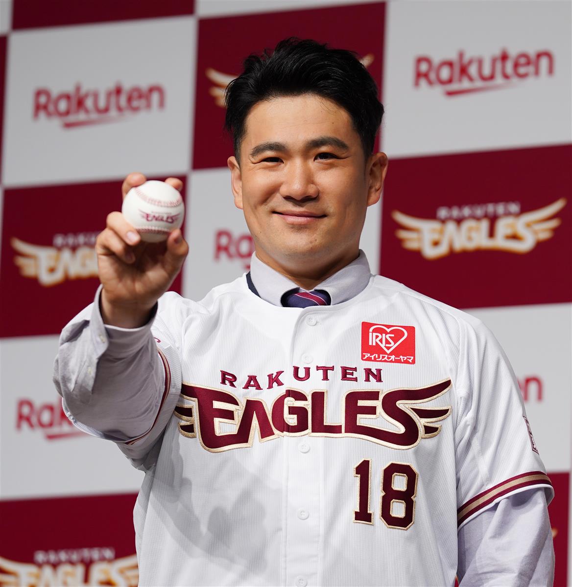 マー君、楽天入団会見「緊張しましたー」ツイッターで感謝つづる