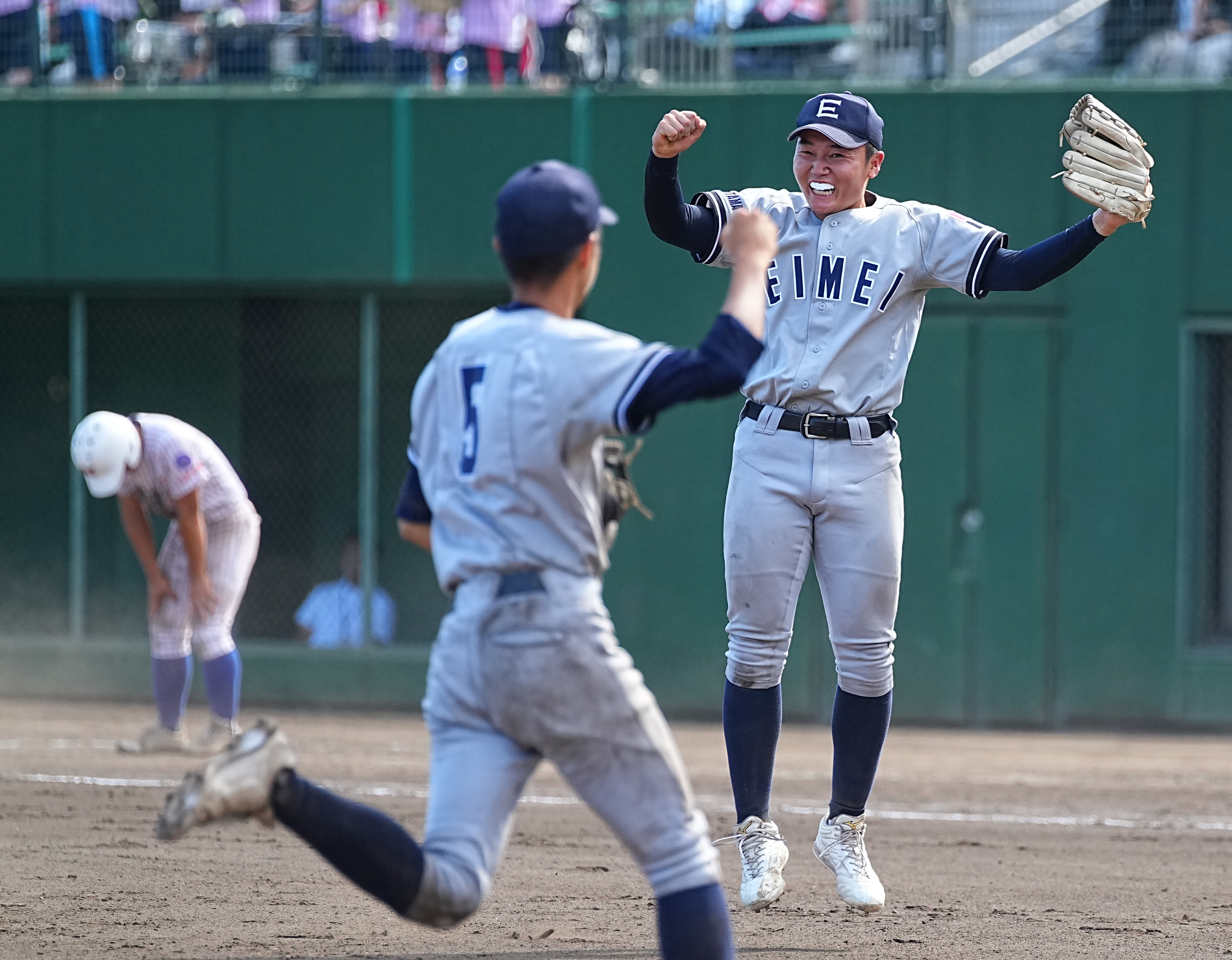 叡明・田口遼平 11回158球投げ切り「もう、足パンパン」 昌平との決勝 