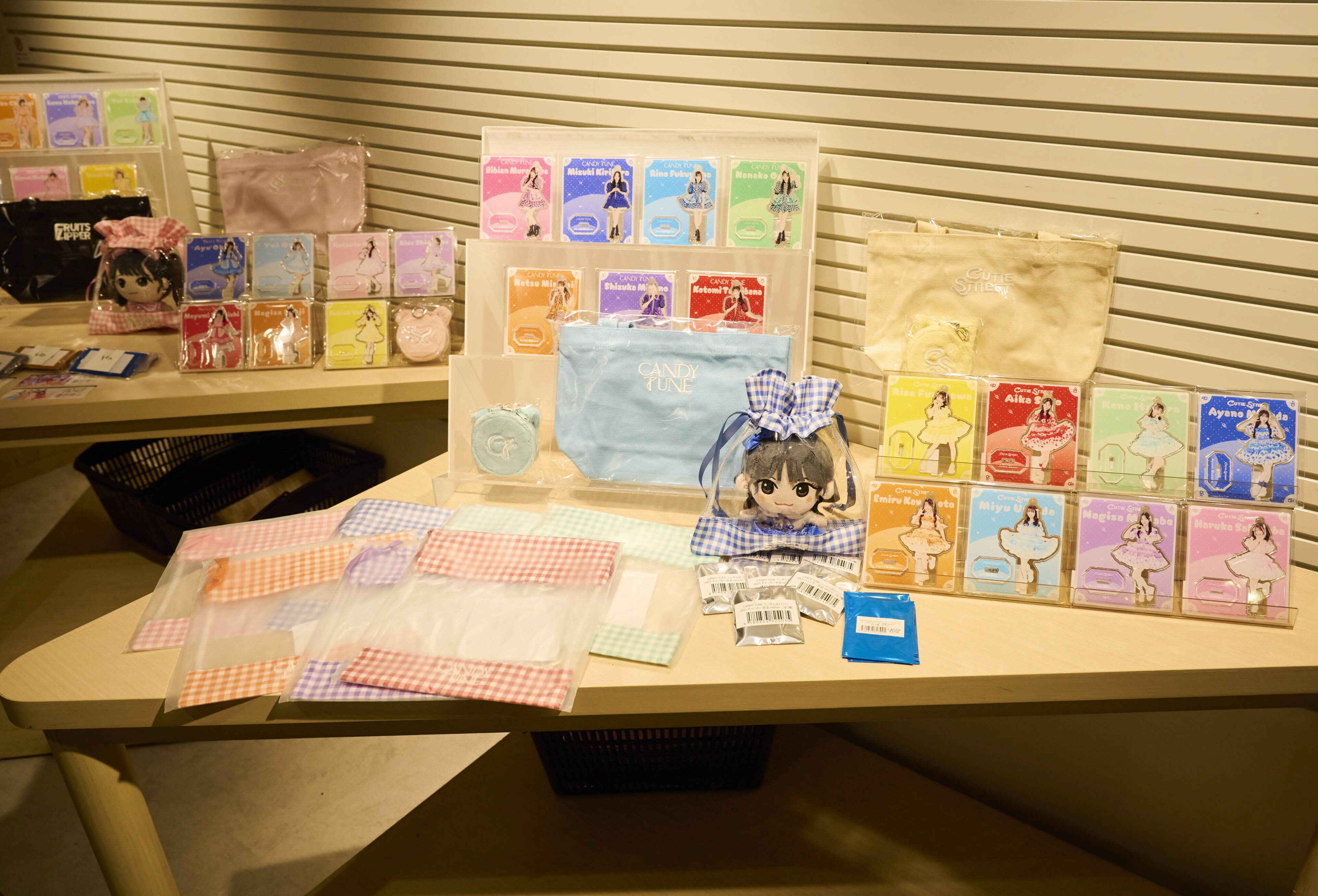 FRUITS ZIPPER、CANDY TUNEらKAWAII LAB．が初衣装展 全国5都市のhmv