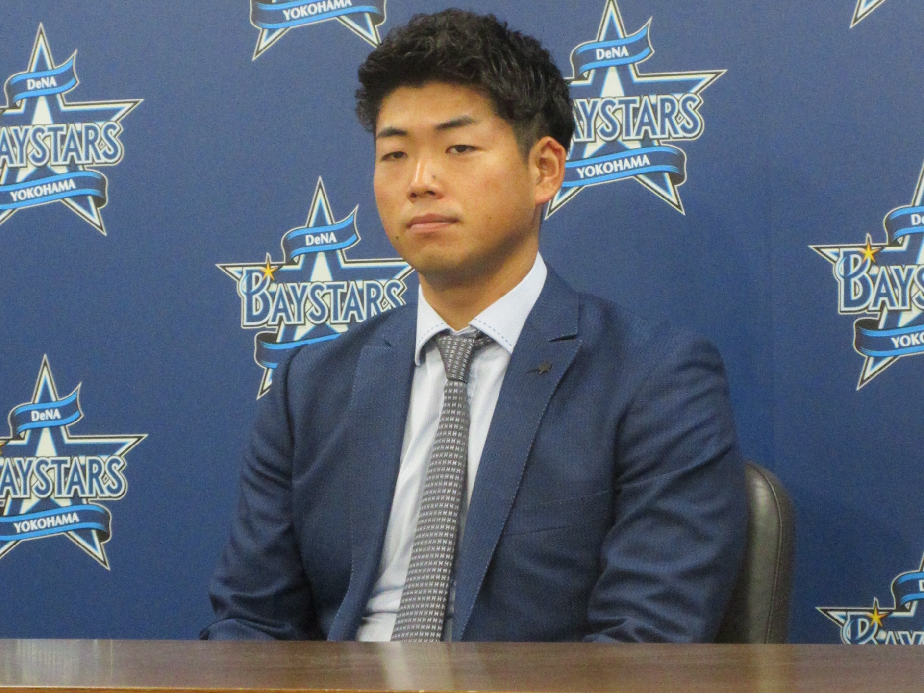 横浜DeNAベイスターズ ファンフェス 蛯名達夫 ガチャ 総柄Tシャツ 2025